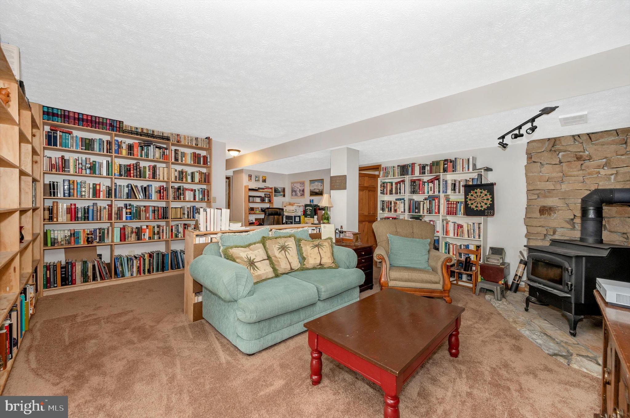 CAMBRIDGE ESTATES - Residential