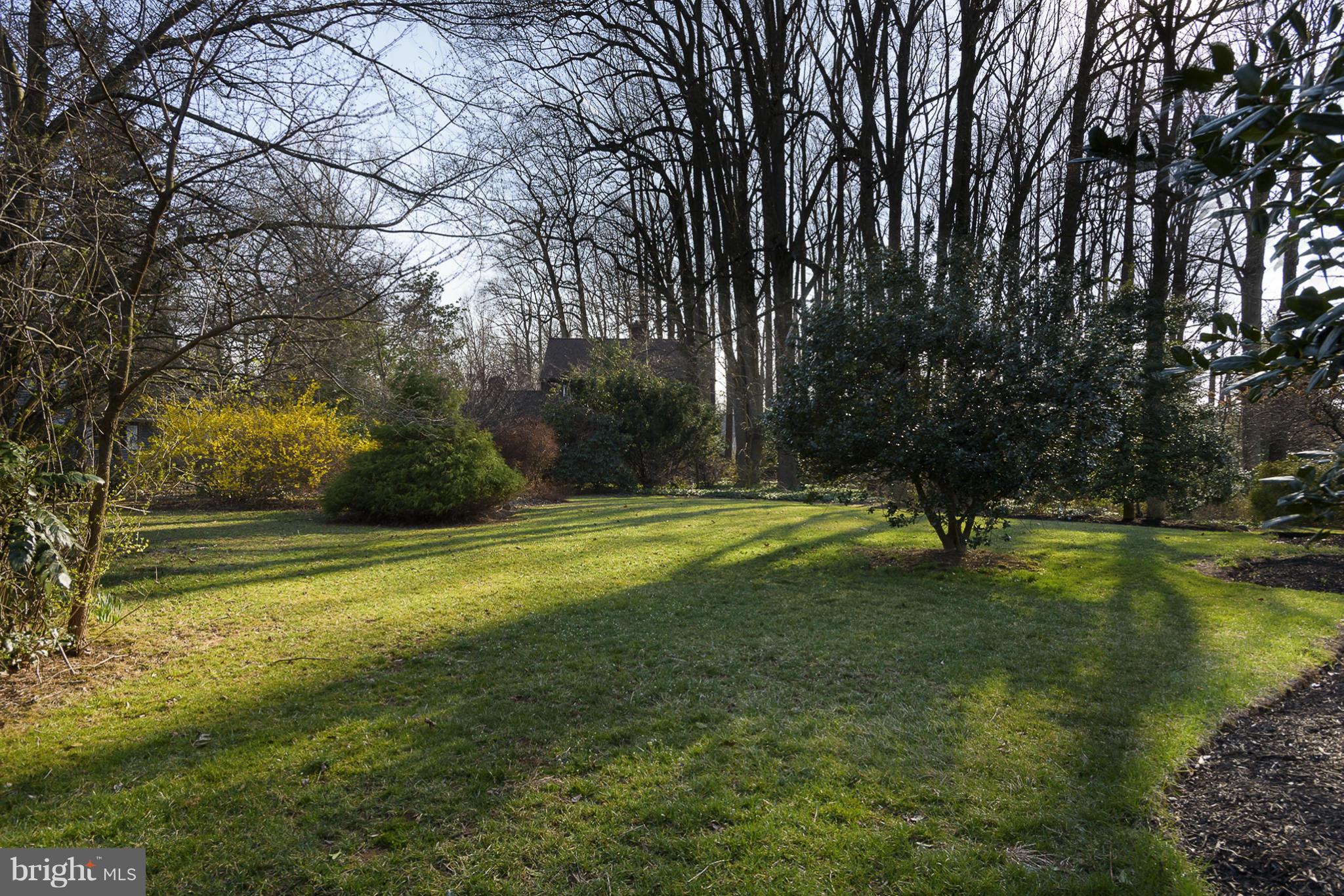 HOBBITS GLEN - Residential