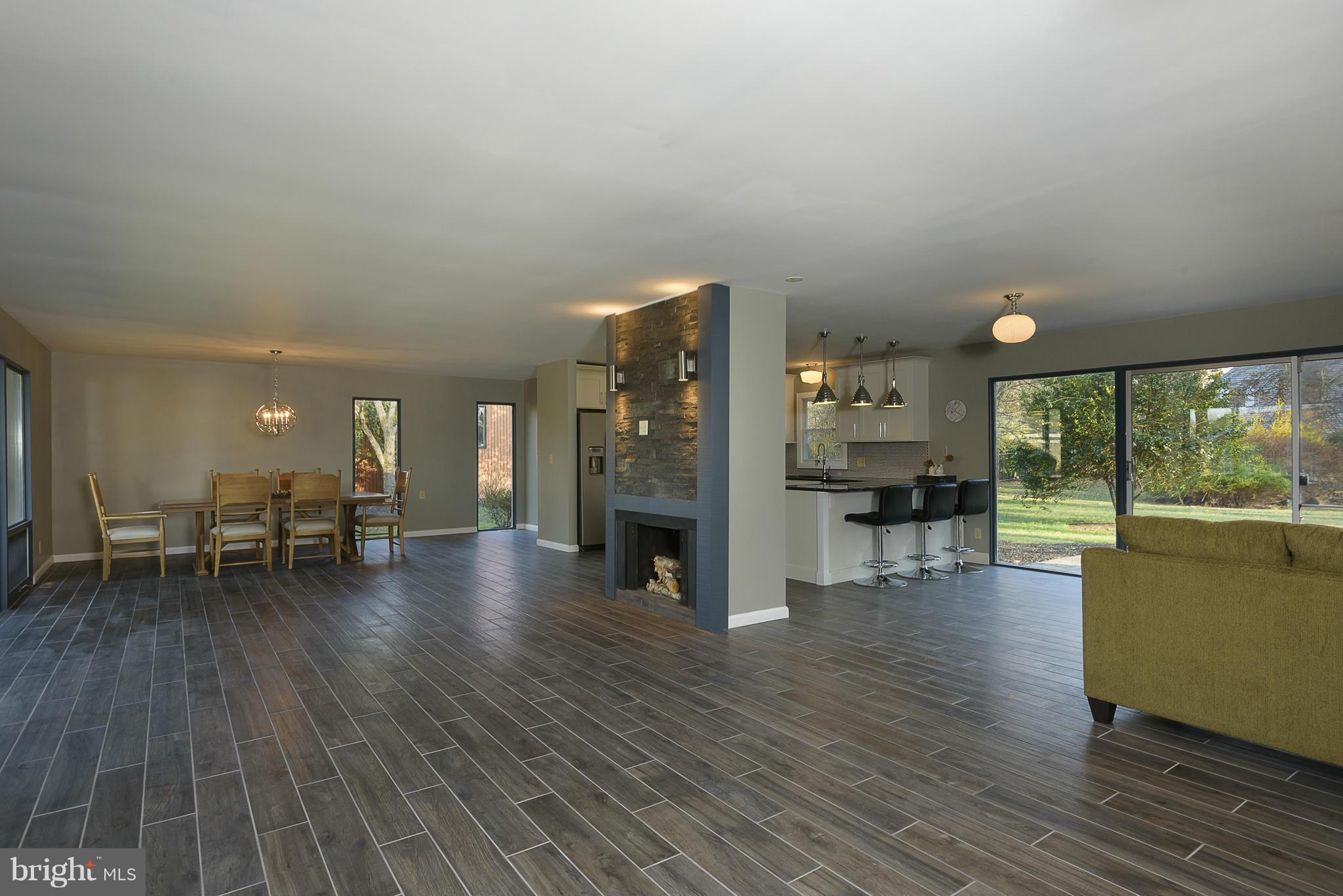 HOBBITS GLEN - Residential