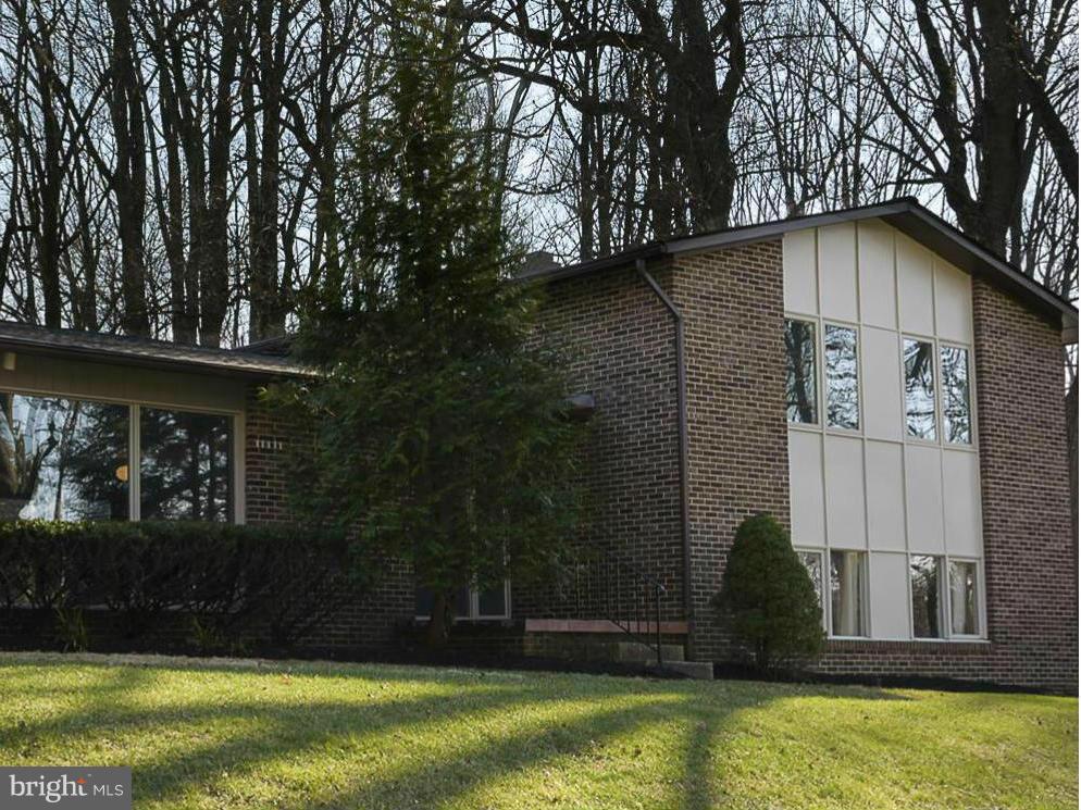 HOBBITS GLEN - Residential