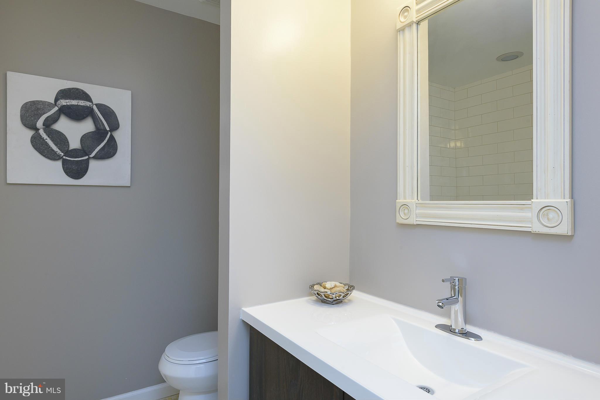 HOBBITS GLEN - Residential