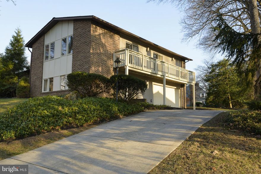 Impeccably renovated 4 bed, 3 bath with modern flair. New fully appointed open kitchen with solid wood cabinets, granite, and new appliances. Renovated bathrooms, oversized windows, fireplace, 2 car garage, and private yard. Large master with en-suite, balcony, ample closet space, and hardwoods. Separate space for office. Close to Hobbits Glen community pool, tennis, golf and clubhouse restaurant.