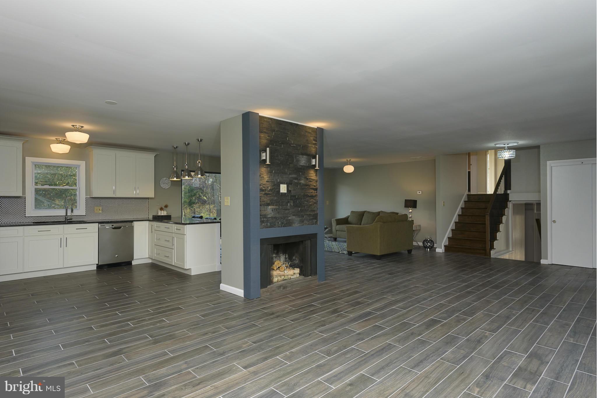 HOBBITS GLEN - Residential