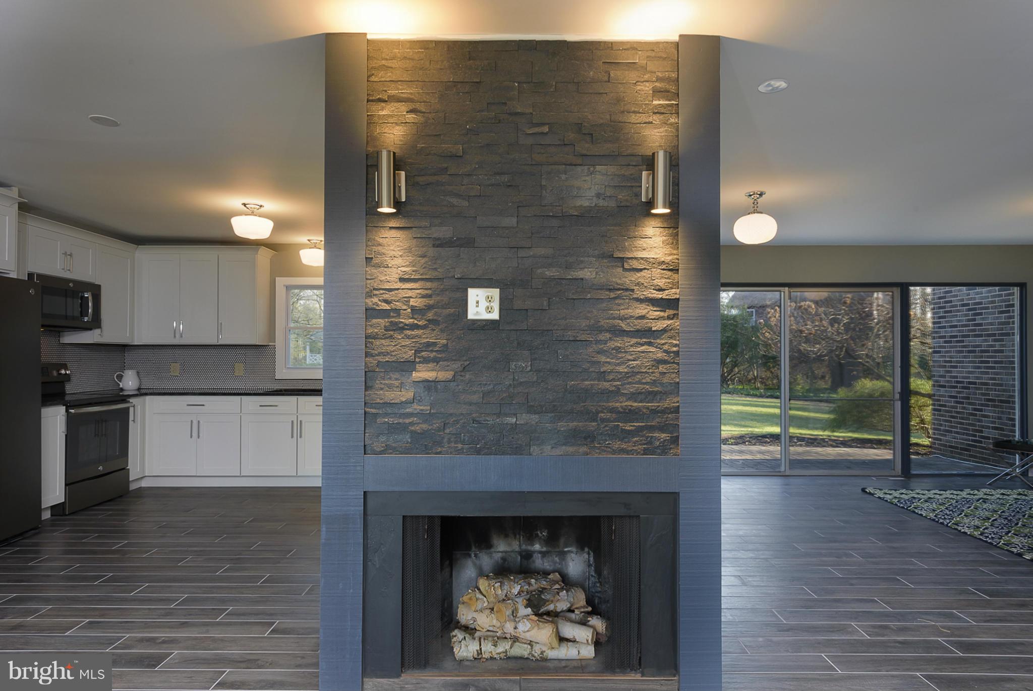 HOBBITS GLEN - Residential