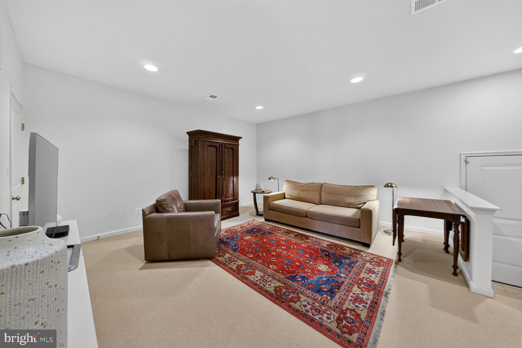 22796 BREEZY HOLLOW DRIVE