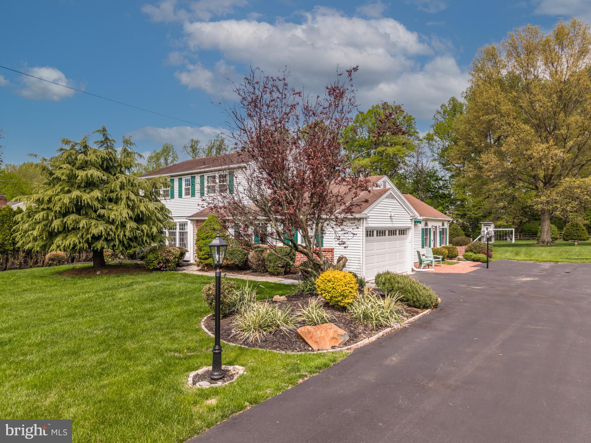 PASTURE VIEW FARM - Residential