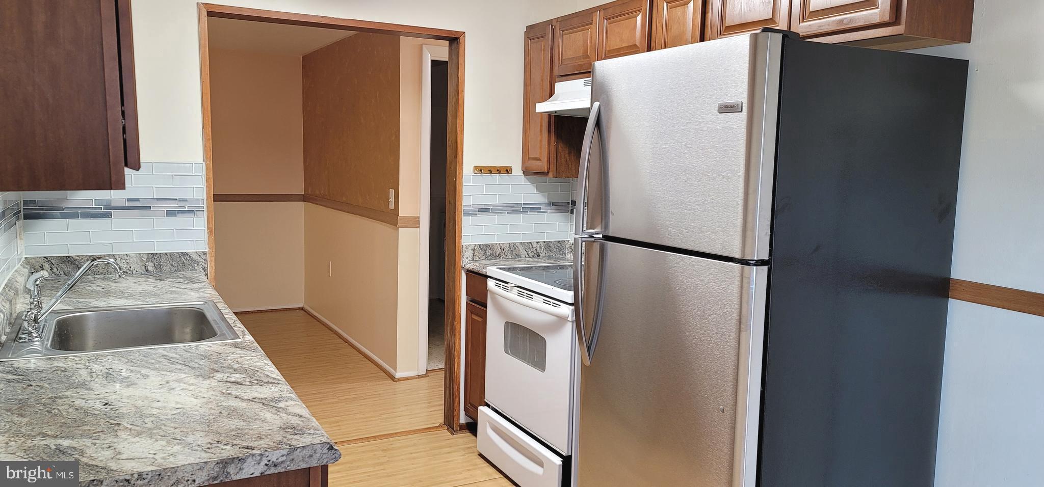 FARMINGDALE - Residential Lease