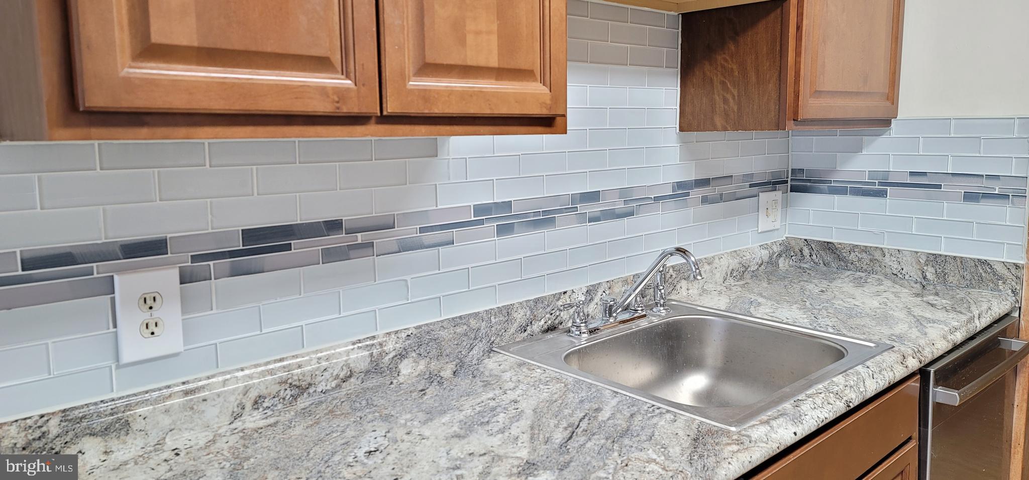 FARMINGDALE - Residential Lease