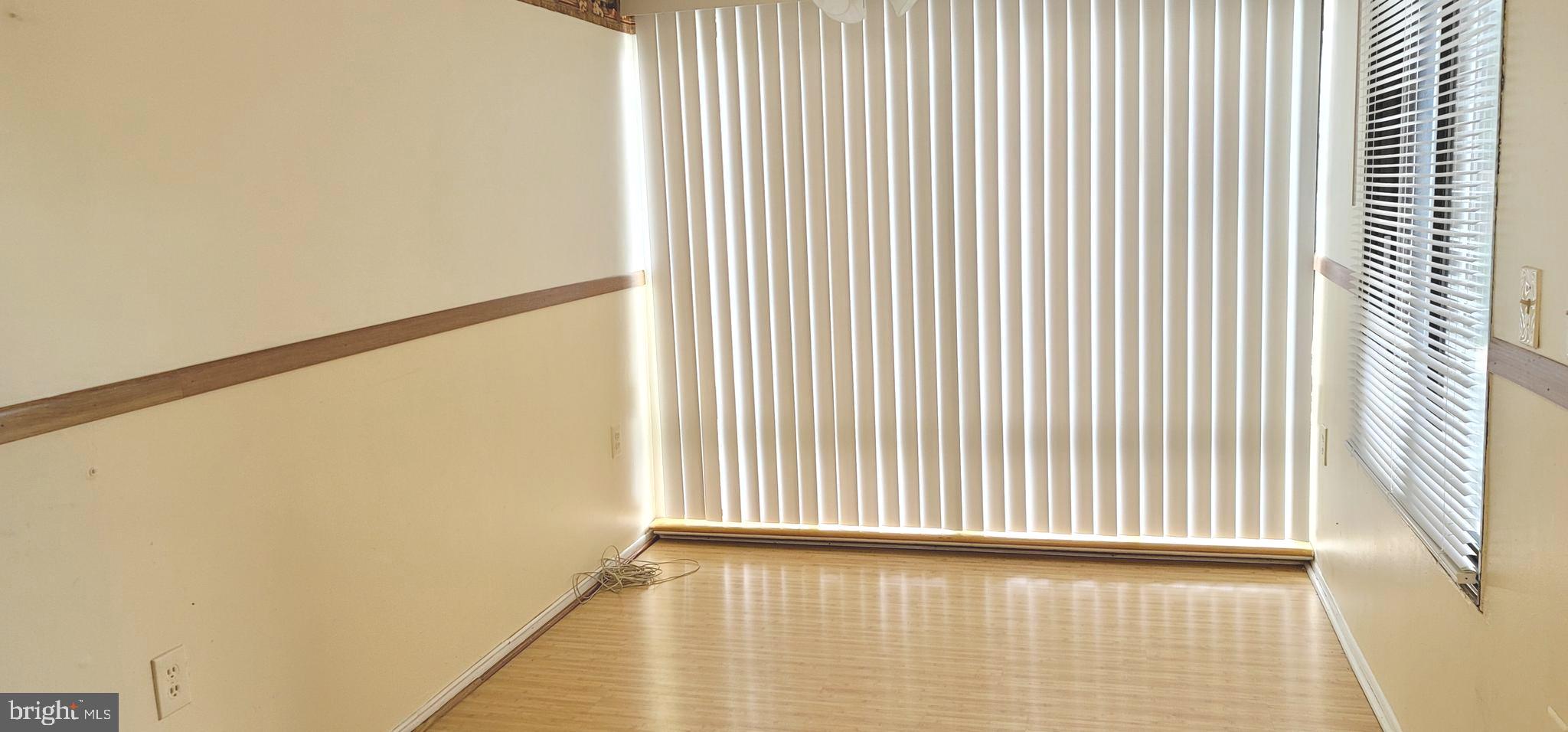 FARMINGDALE - Residential Lease