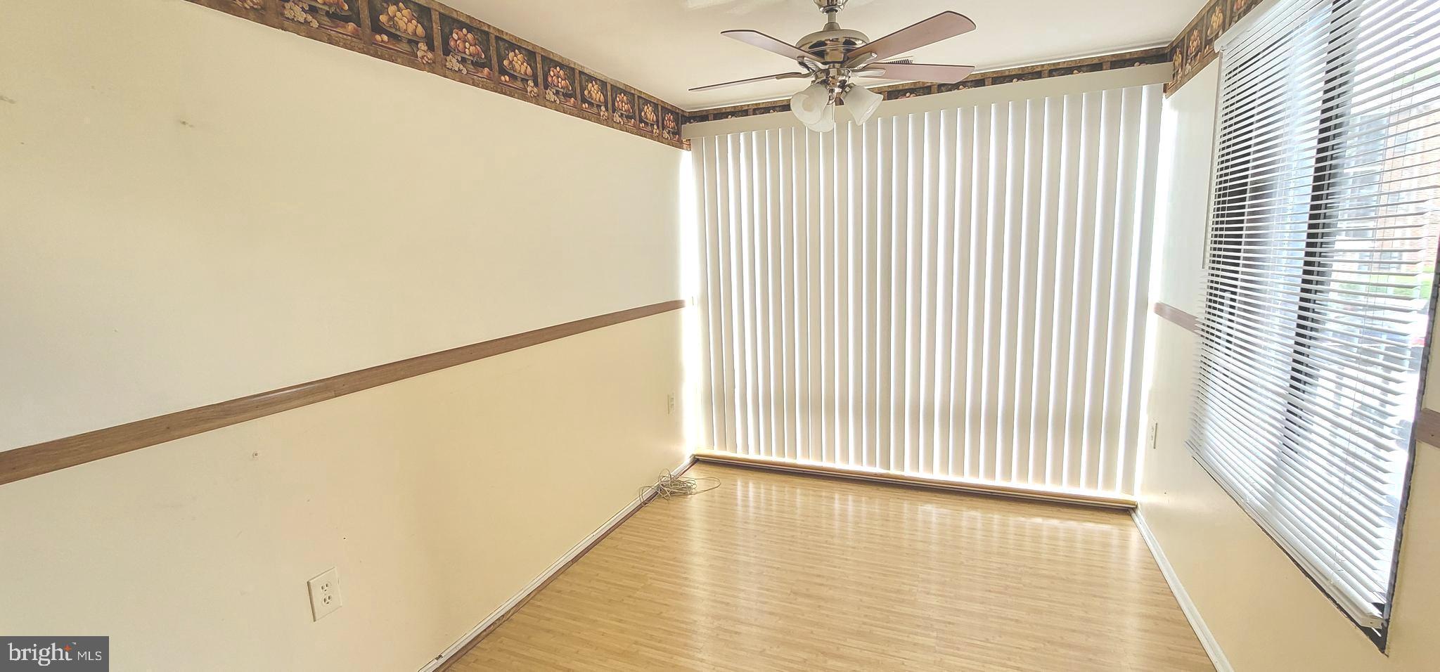 FARMINGDALE - Residential Lease