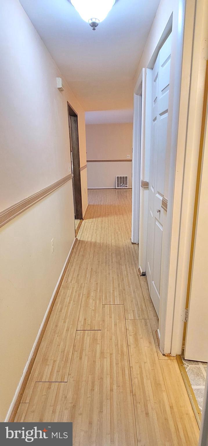 FARMINGDALE - Residential Lease