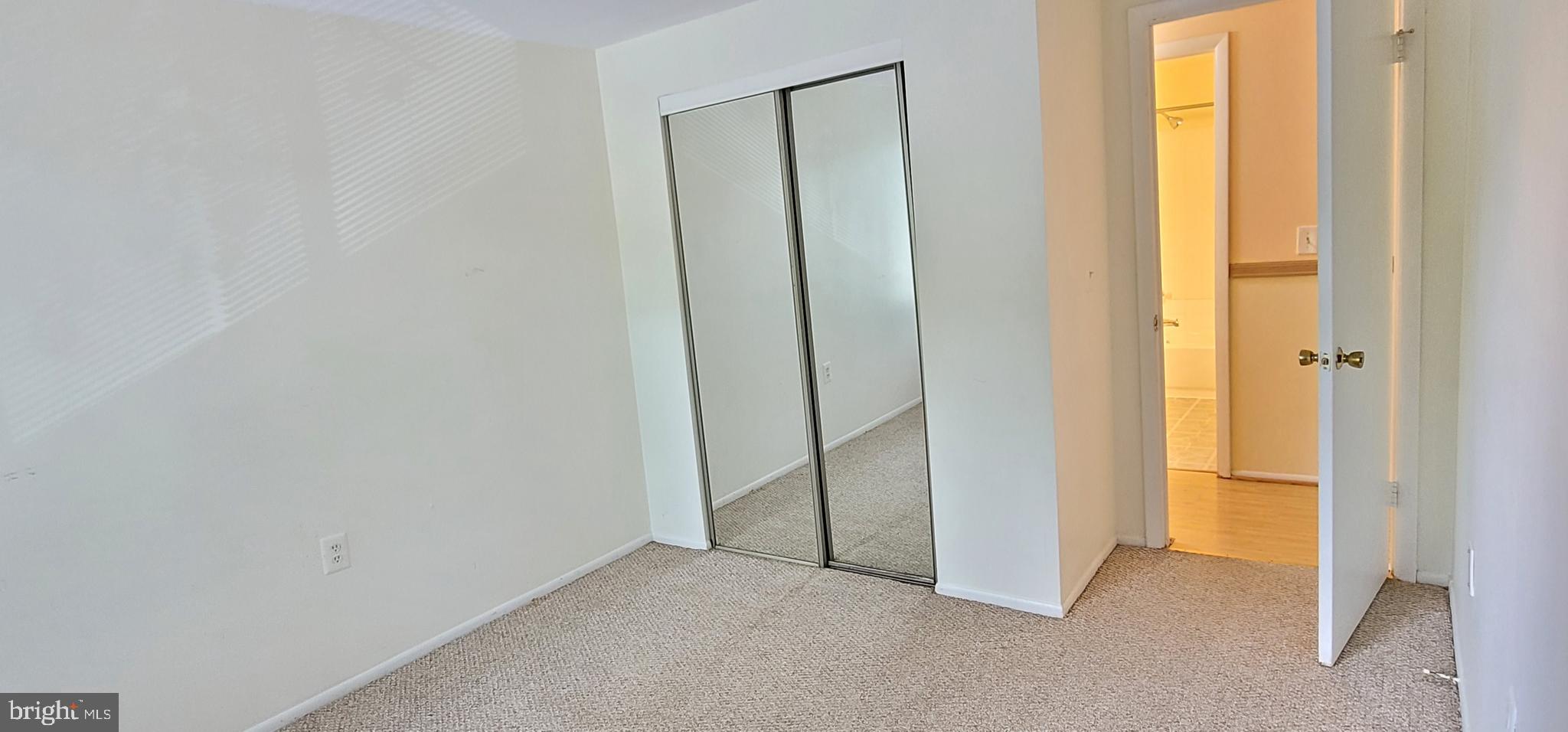 FARMINGDALE - Residential Lease