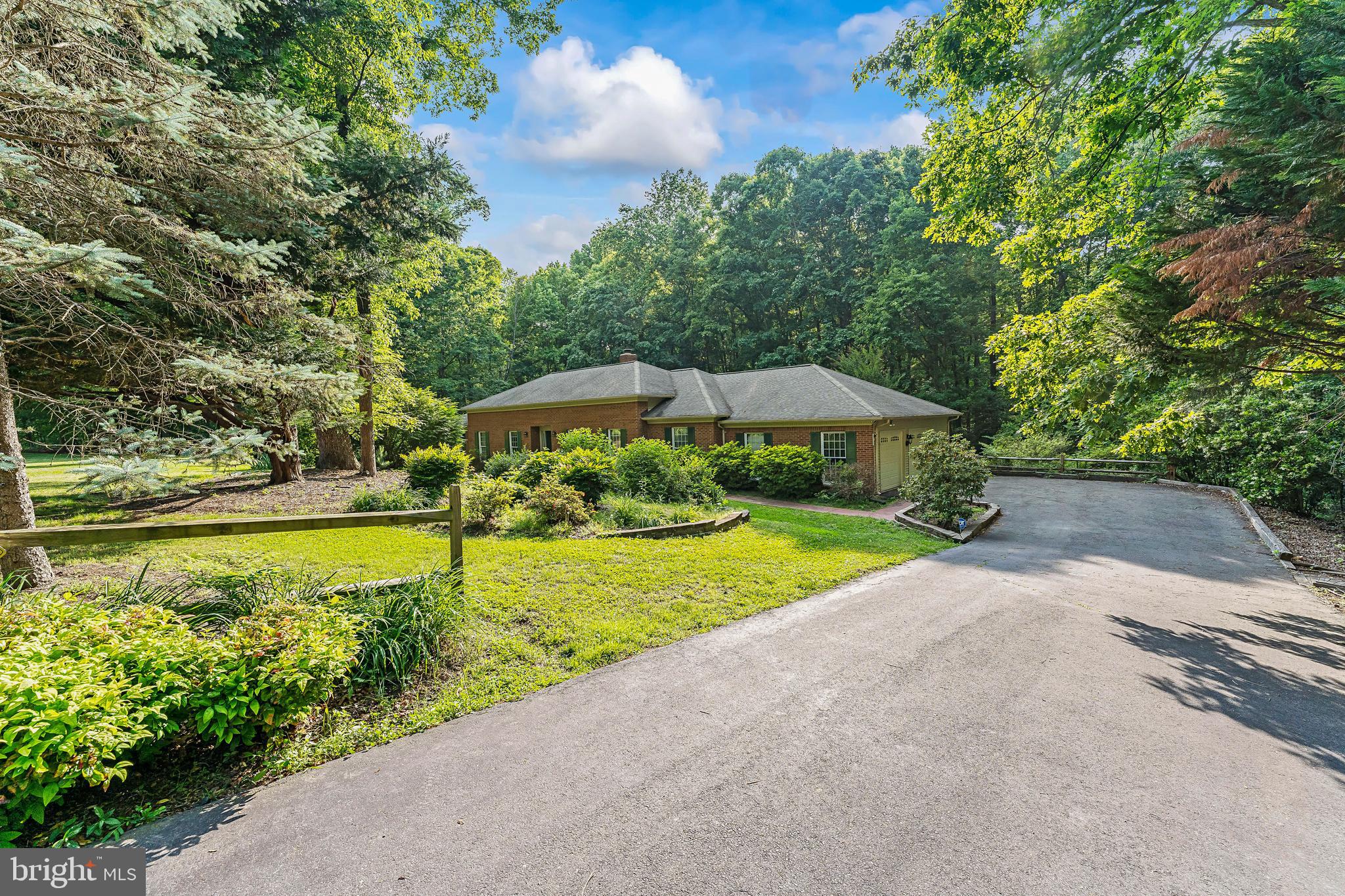 FOREST LAKE (WATERFORD) - Residential