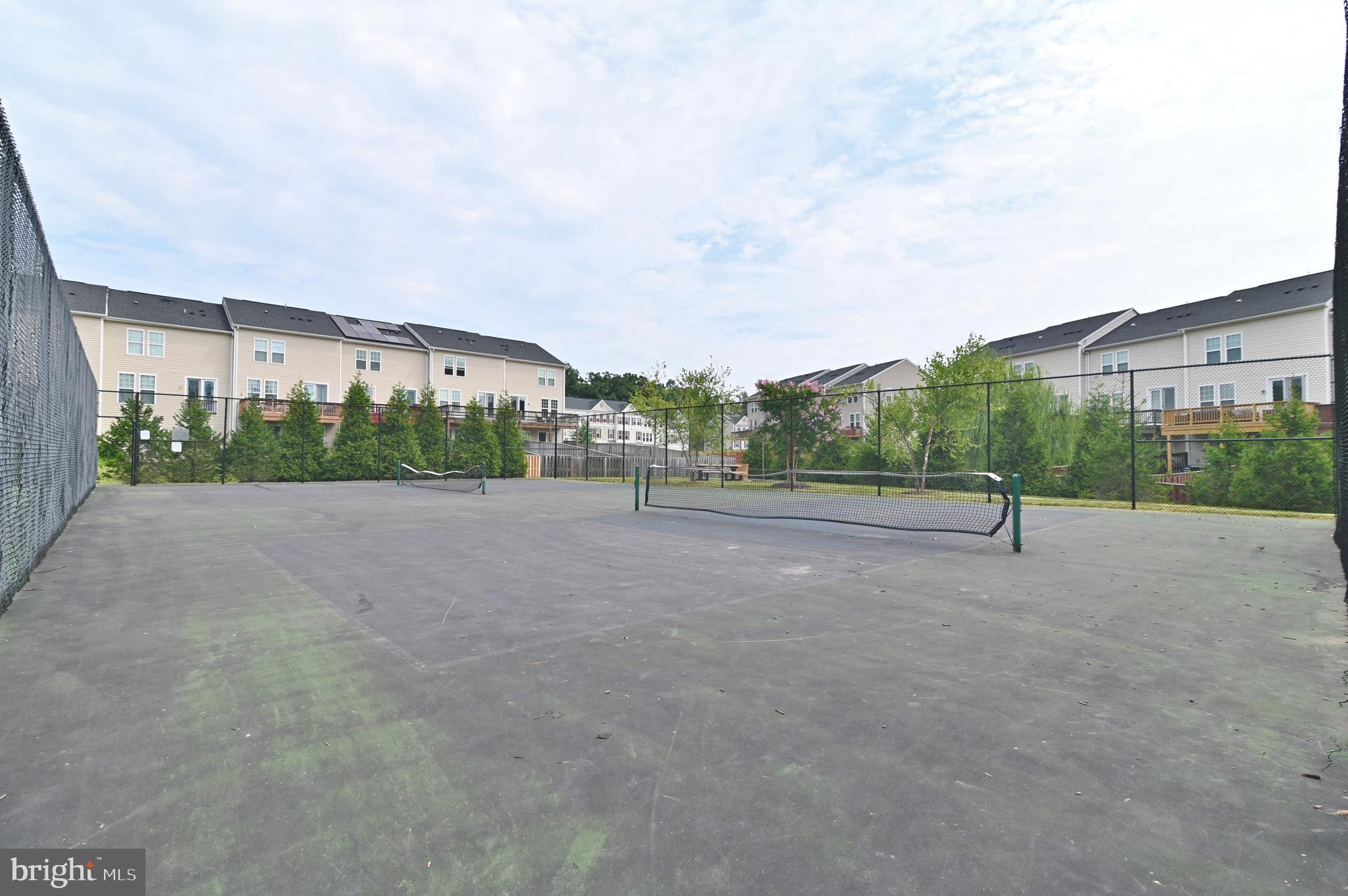 FIELDSTONE - Residential