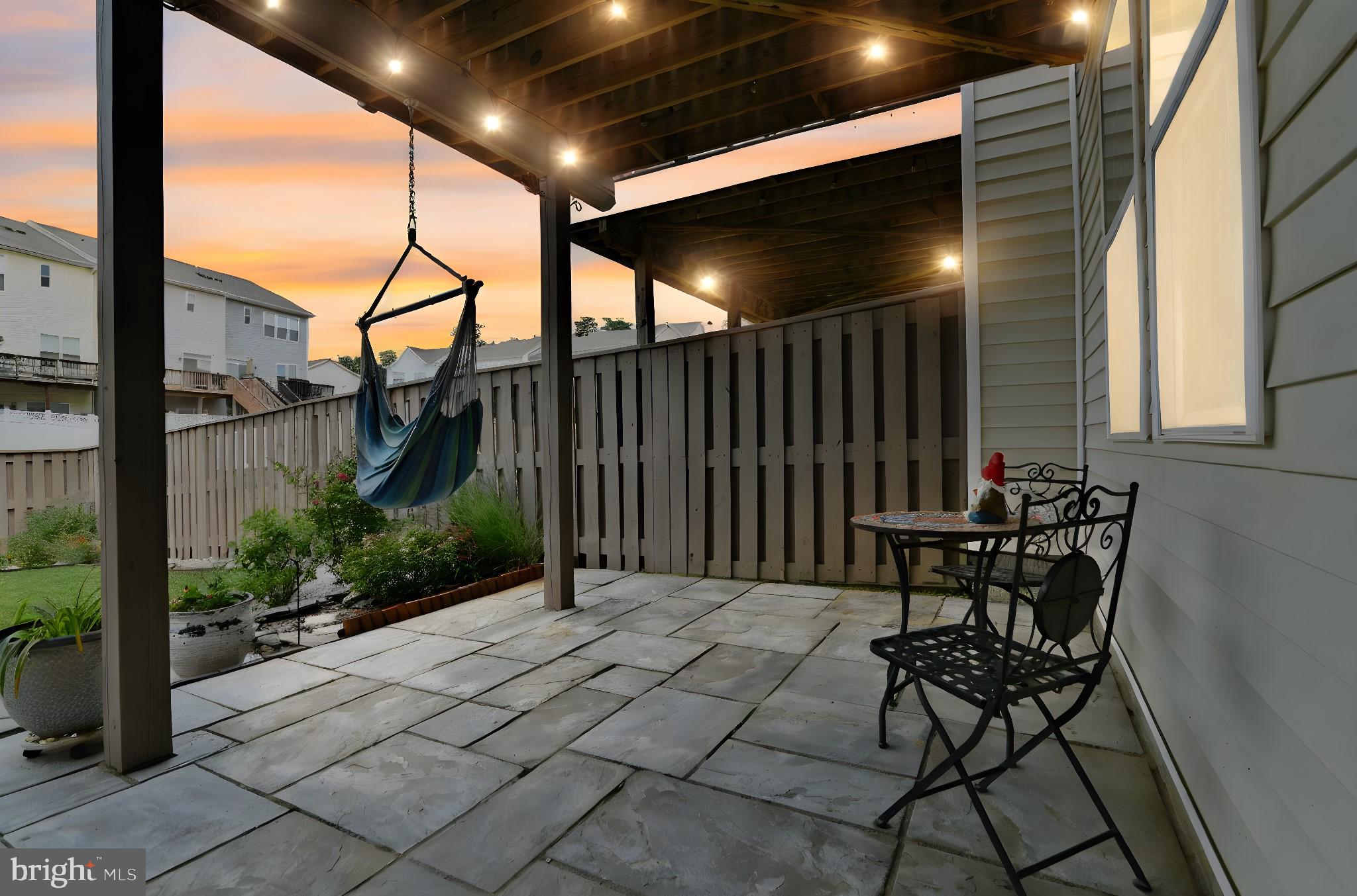 FIELDSTONE - Residential