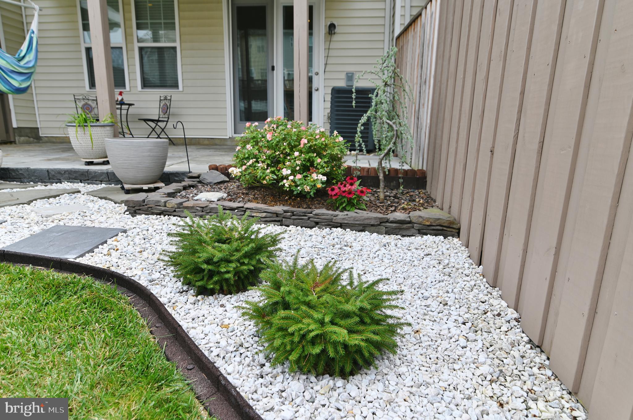 FIELDSTONE - Residential