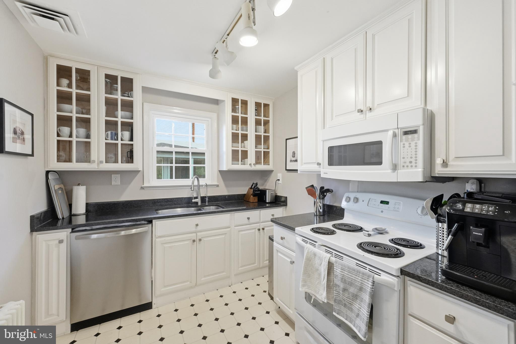 WELLINGTON - Residential