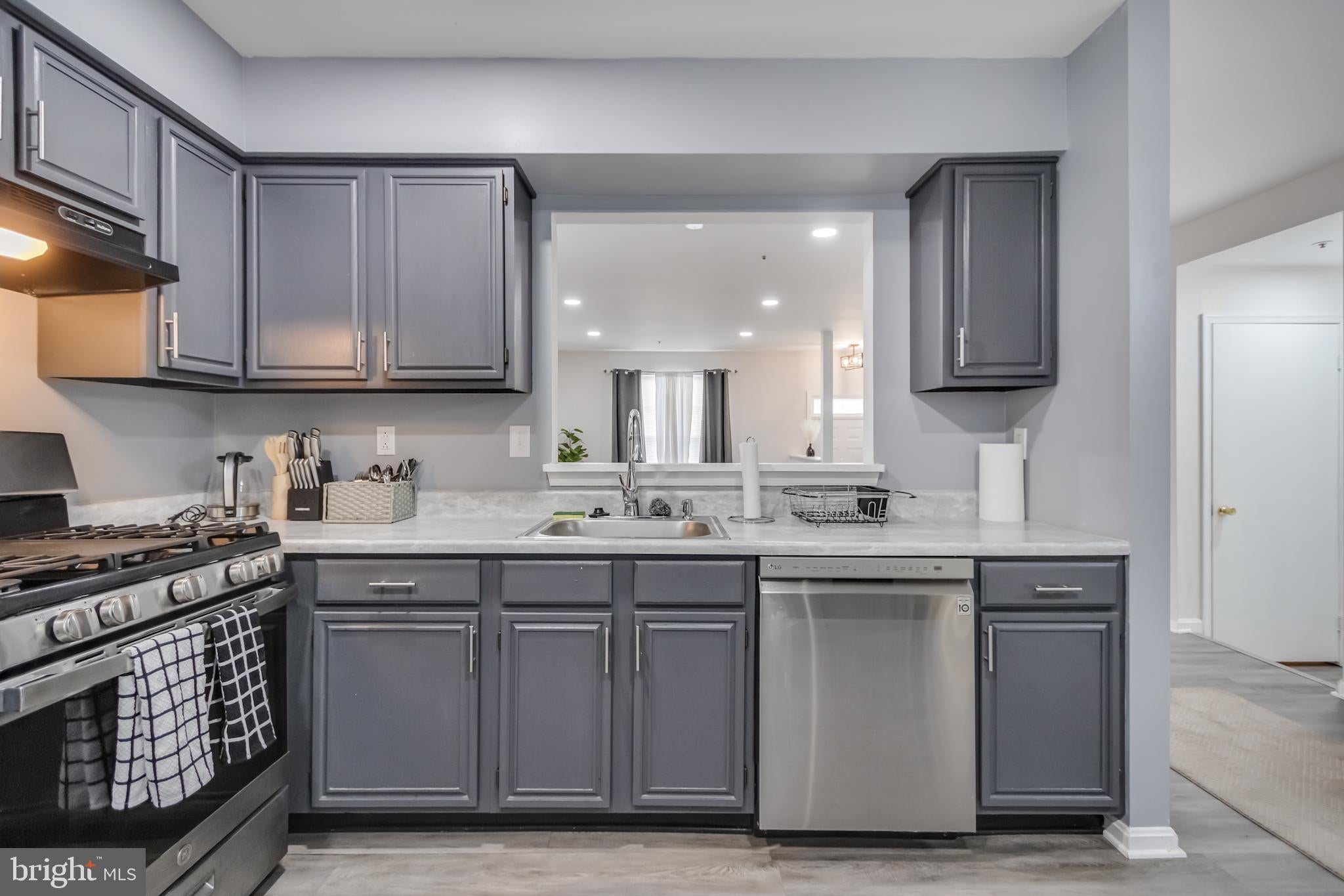 3421 WOOD CREEK DRIVE