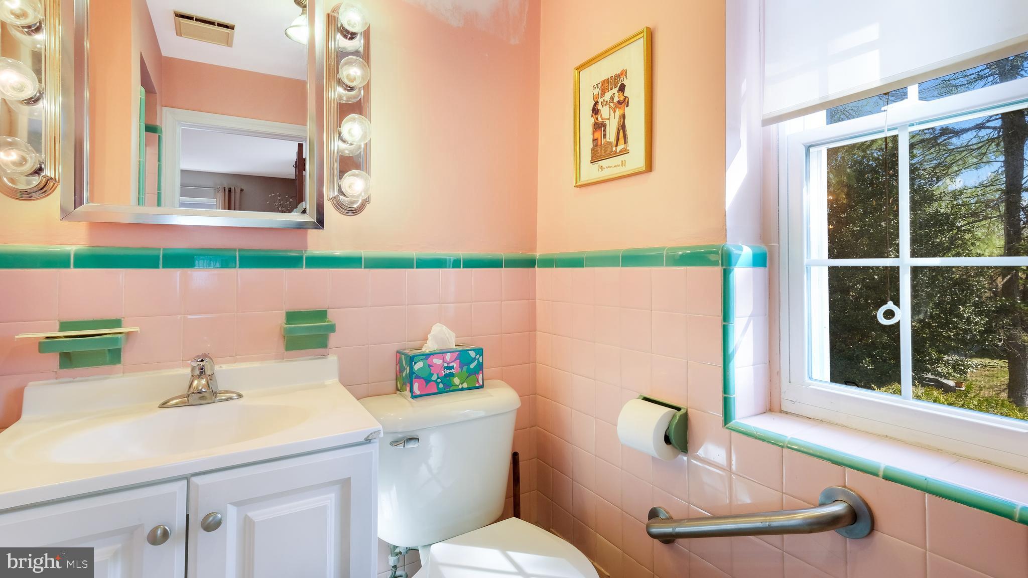 MEADOWBROOK - Residential