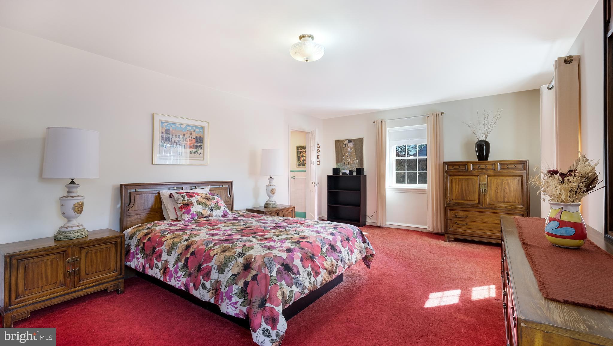 MEADOWBROOK - Residential