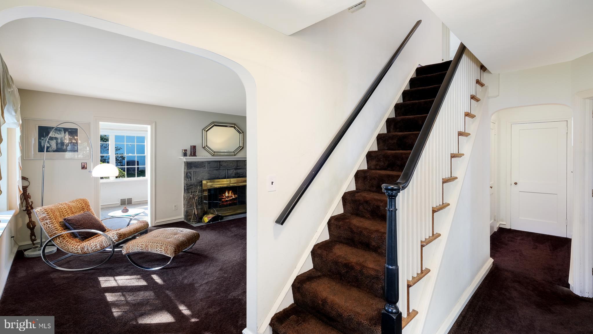 MEADOWBROOK - Residential