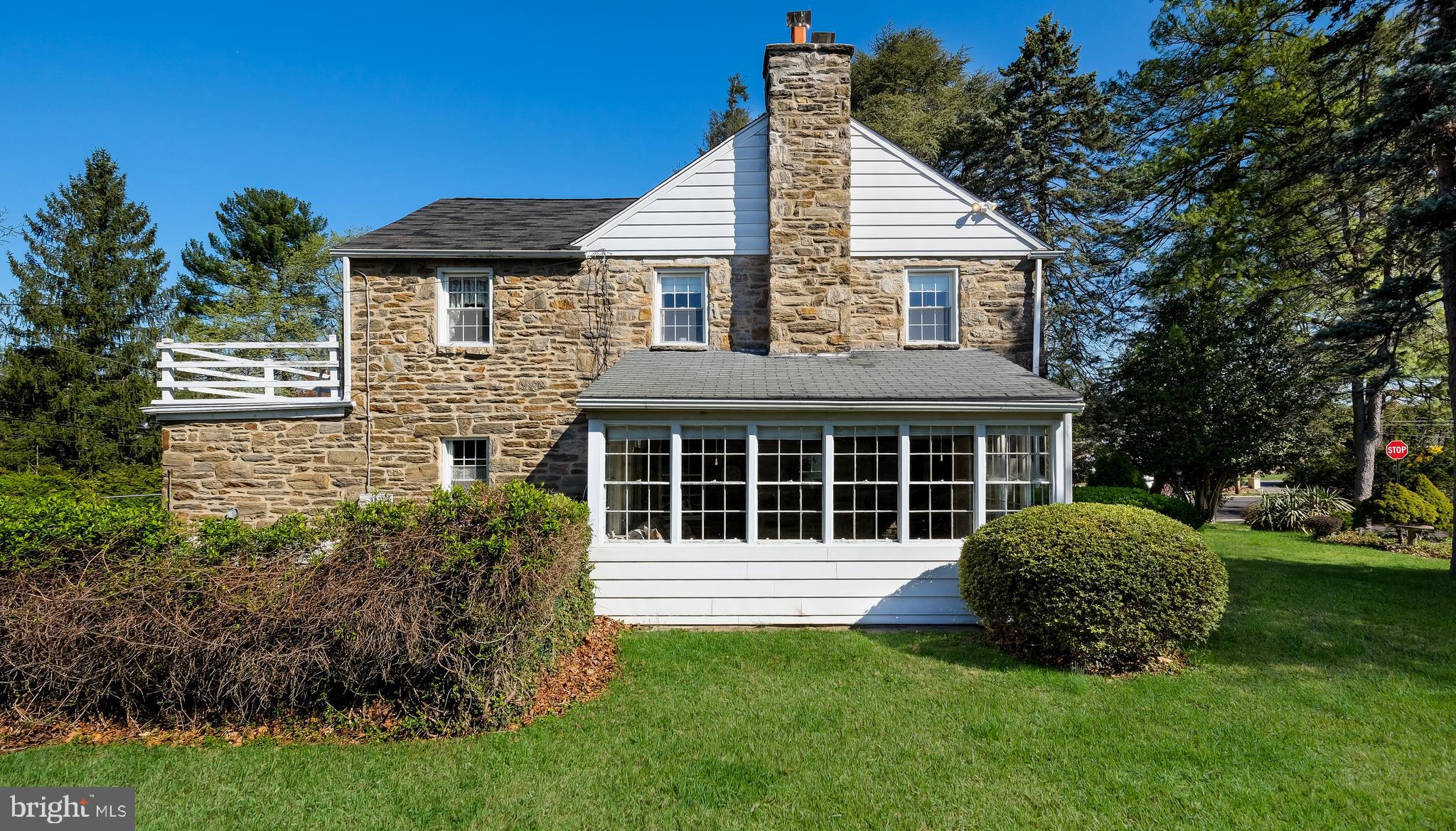 MEADOWBROOK - Residential