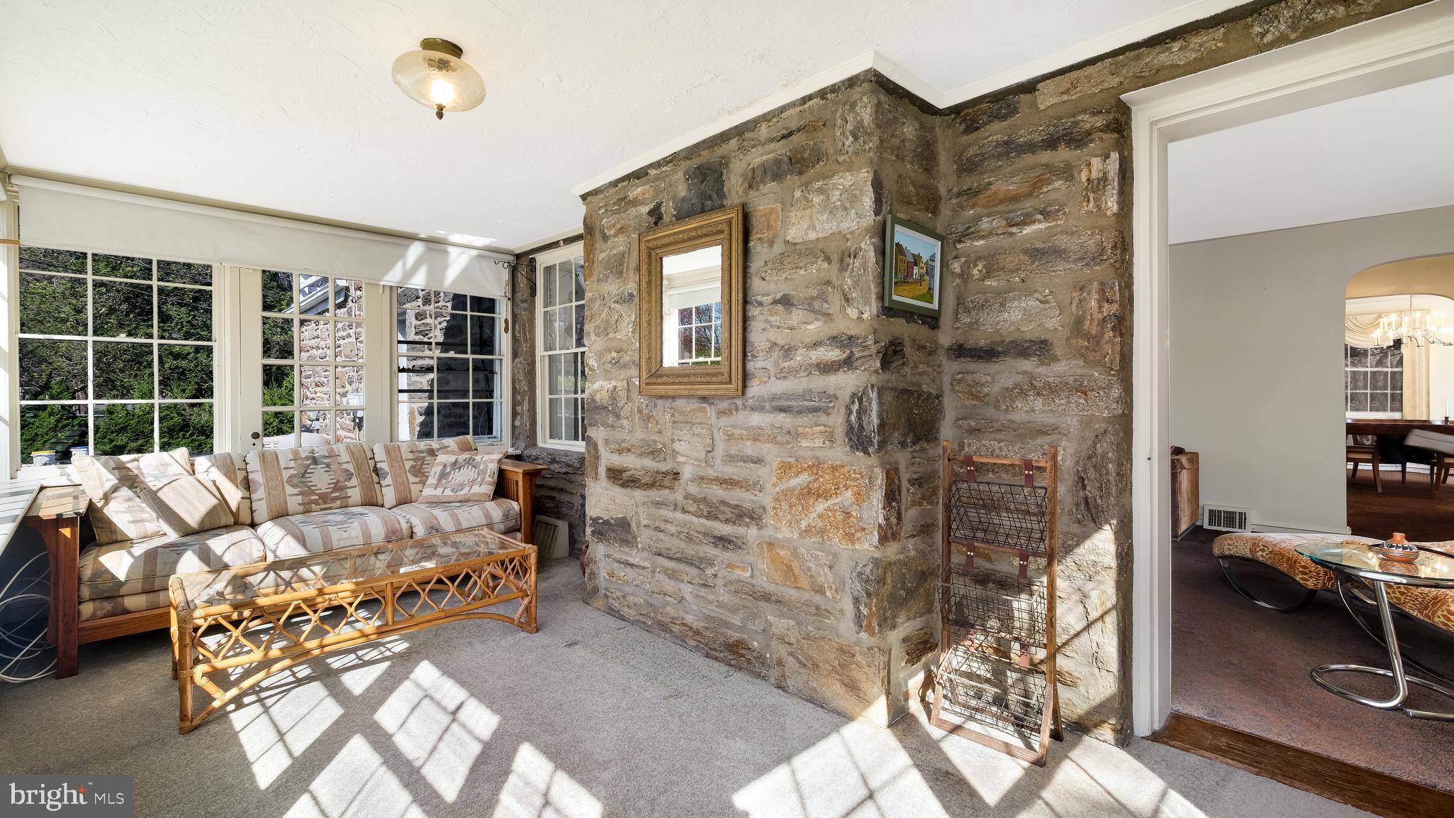 MEADOWBROOK - Residential