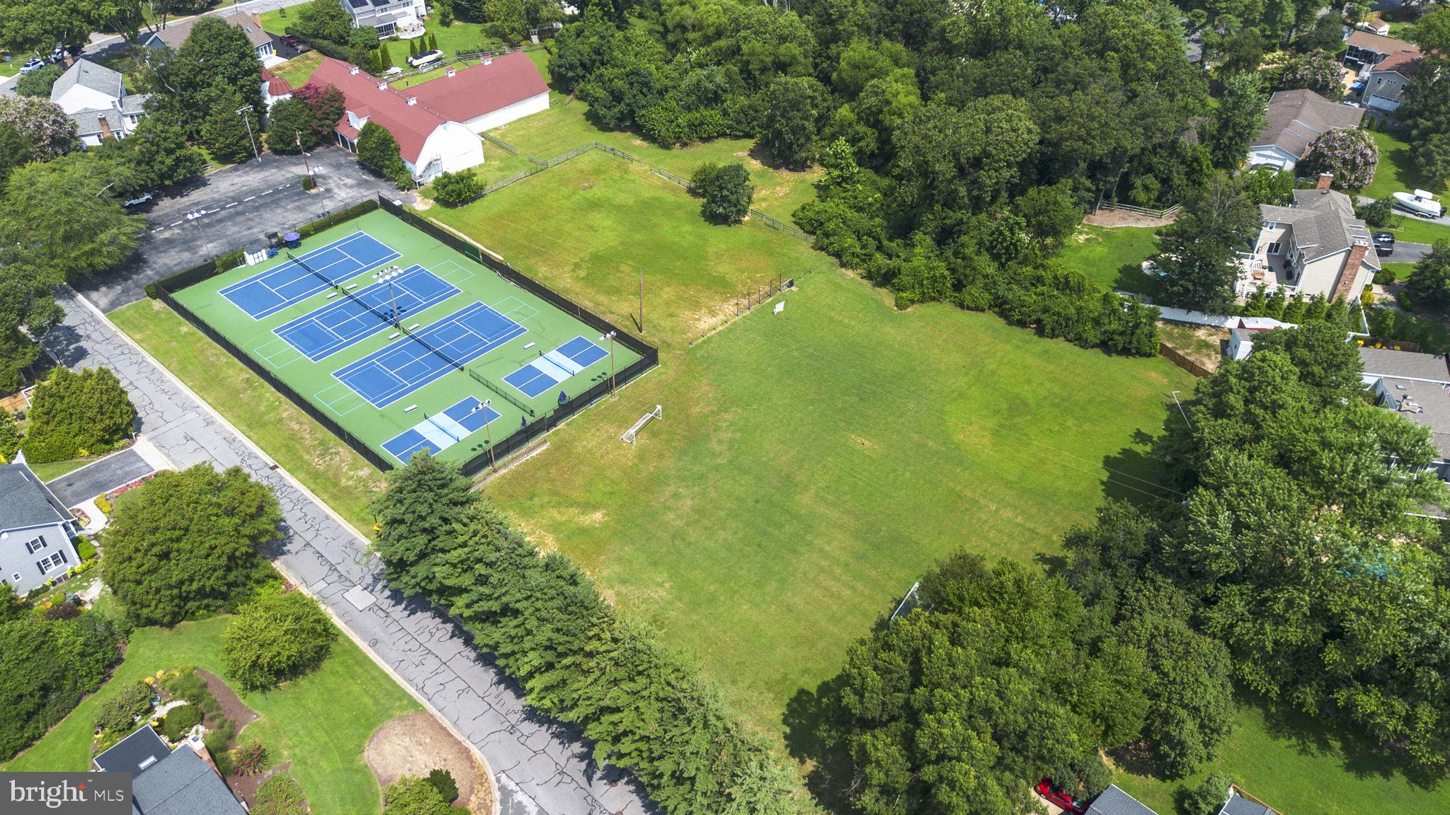 ULMSTEAD ESTATES - Residential