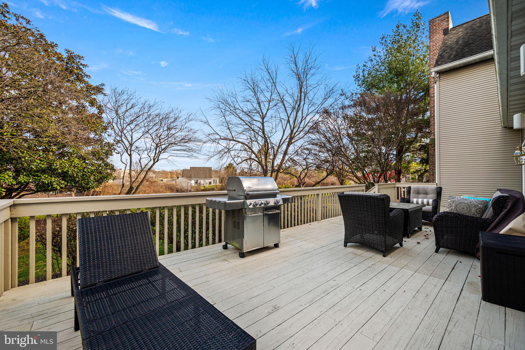 SPRING RIDGE - Residential