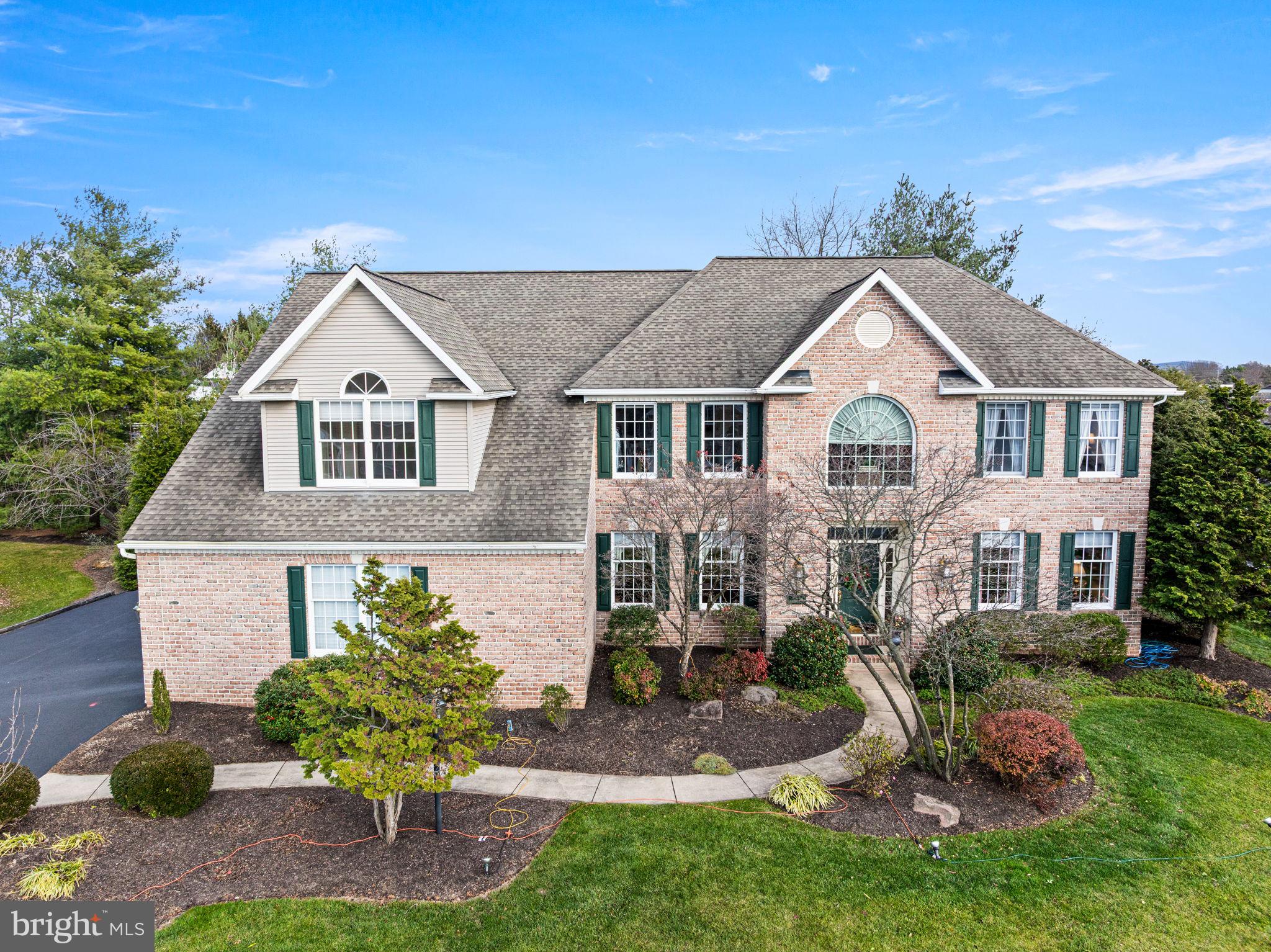 SPRING RIDGE - Residential