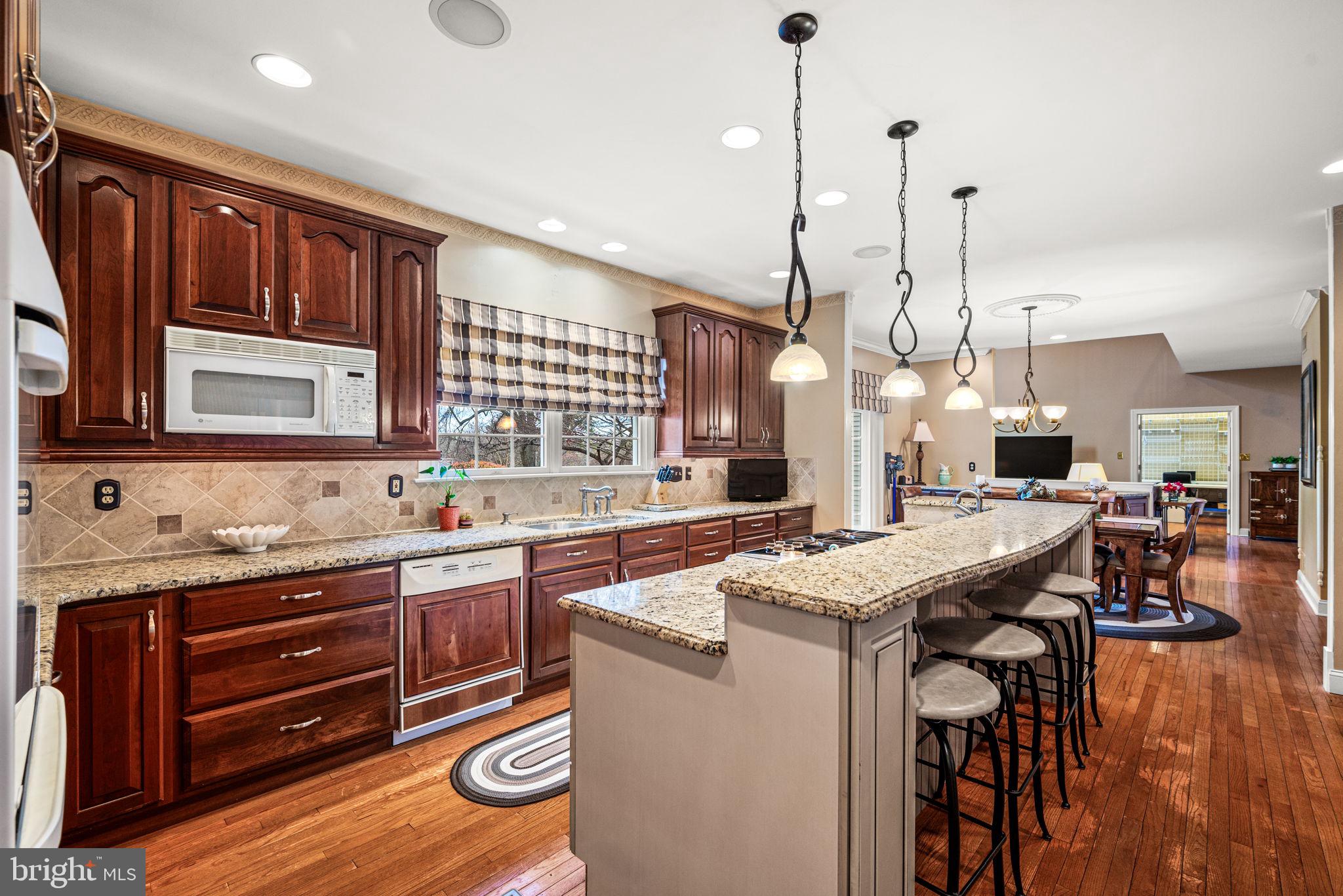 SPRING RIDGE - Residential