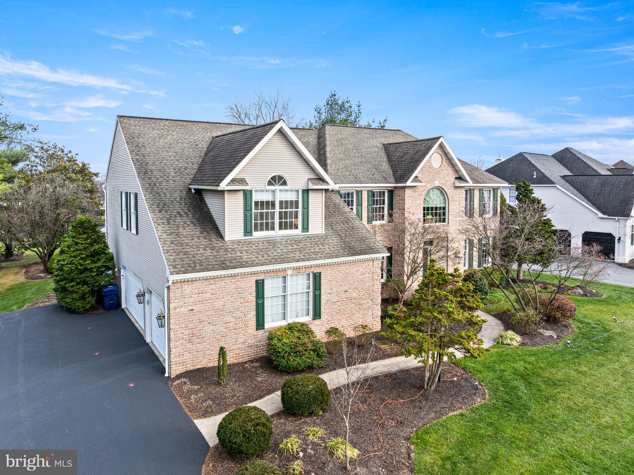 SPRING RIDGE - Residential