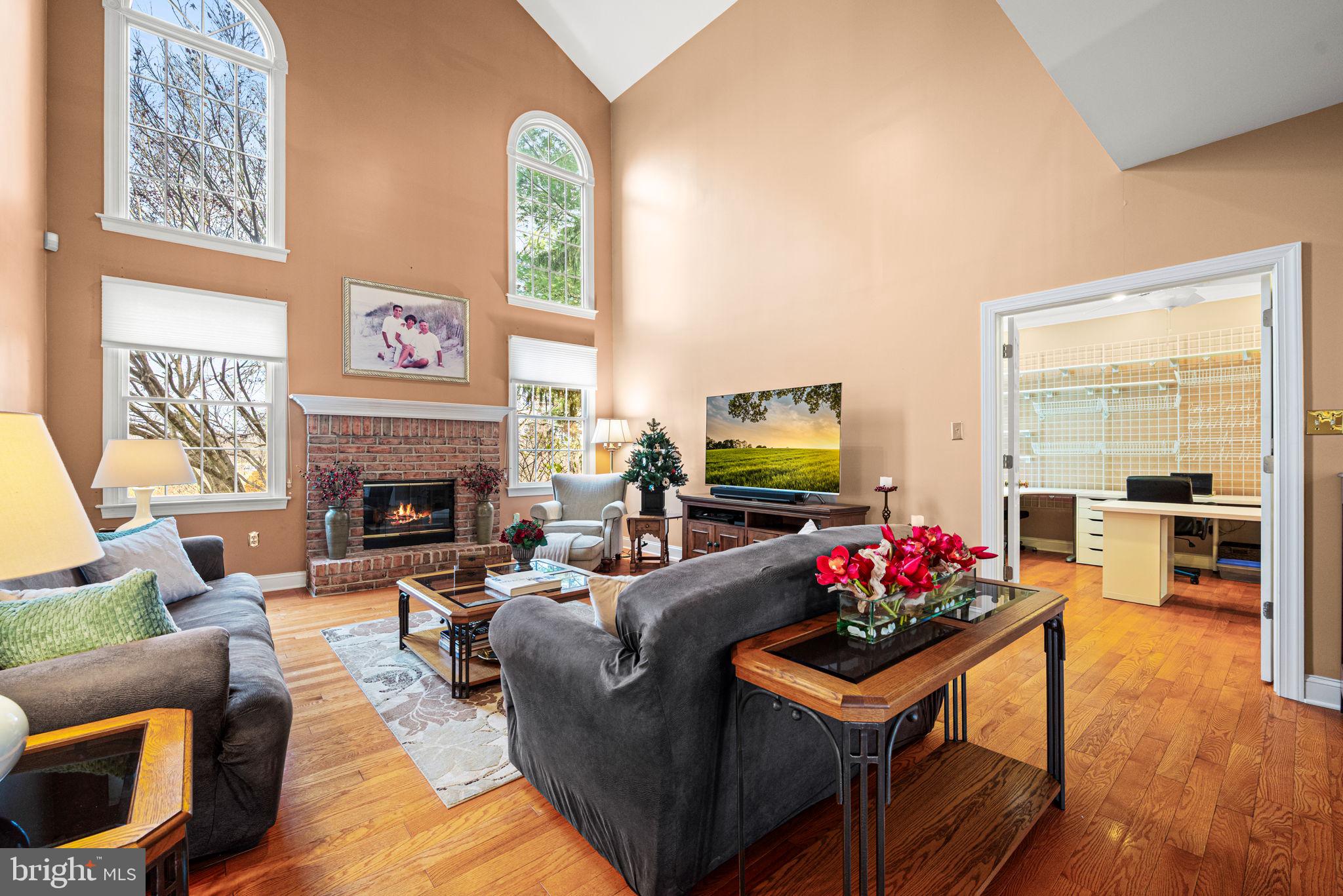 SPRING RIDGE - Residential