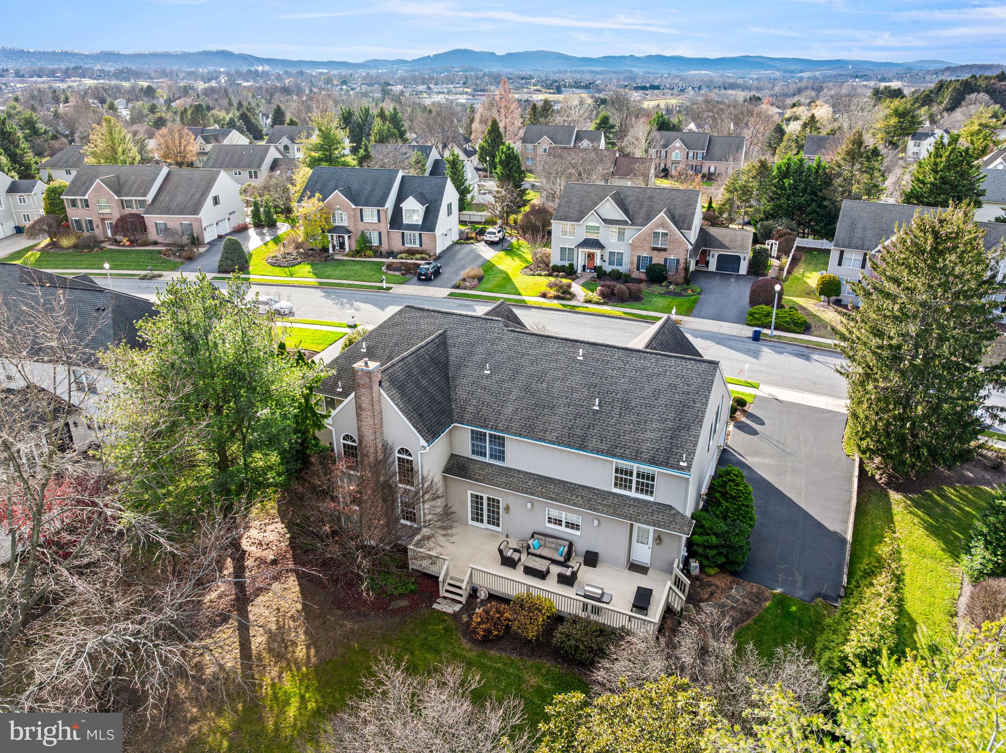 SPRING RIDGE - Residential