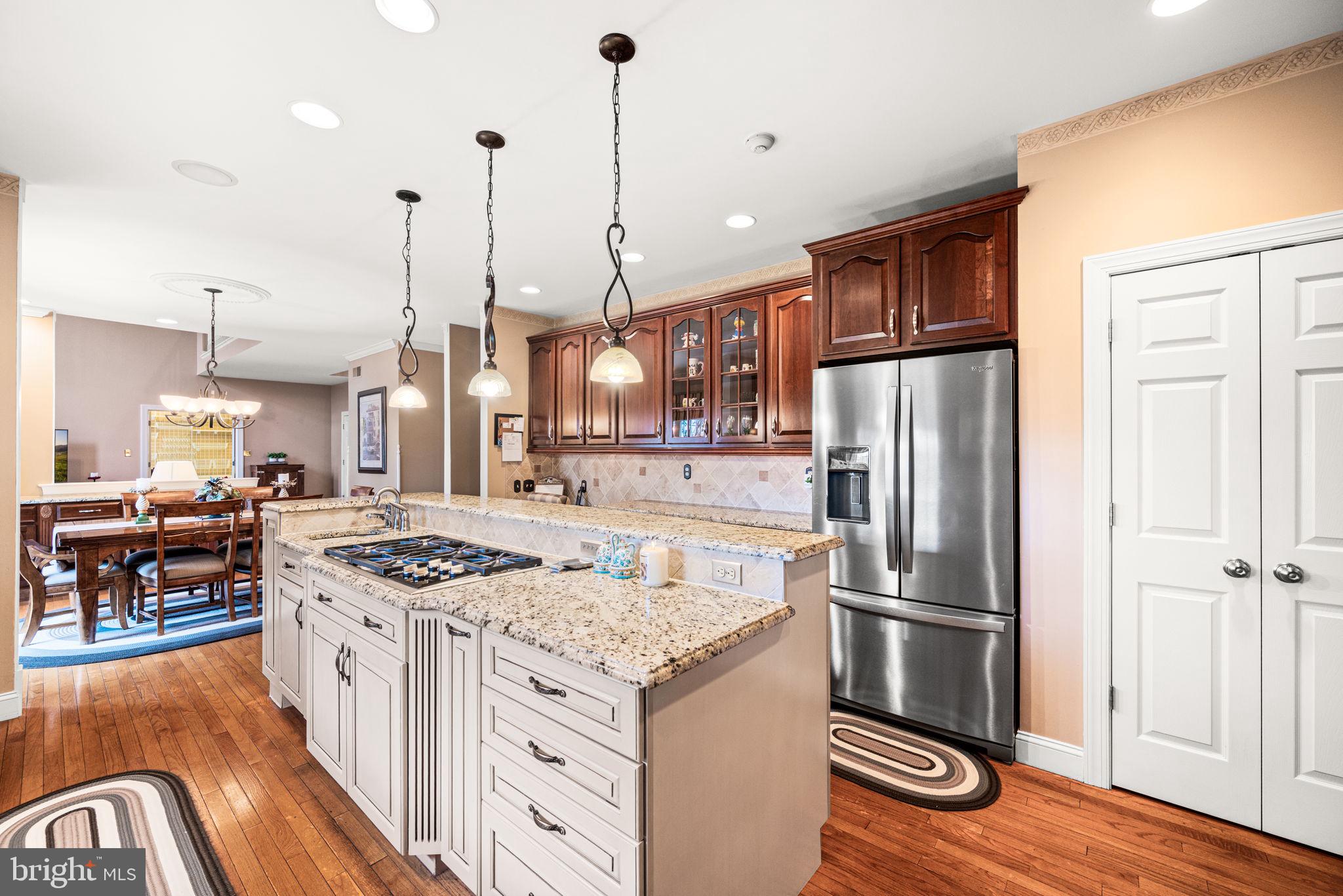 SPRING RIDGE - Residential