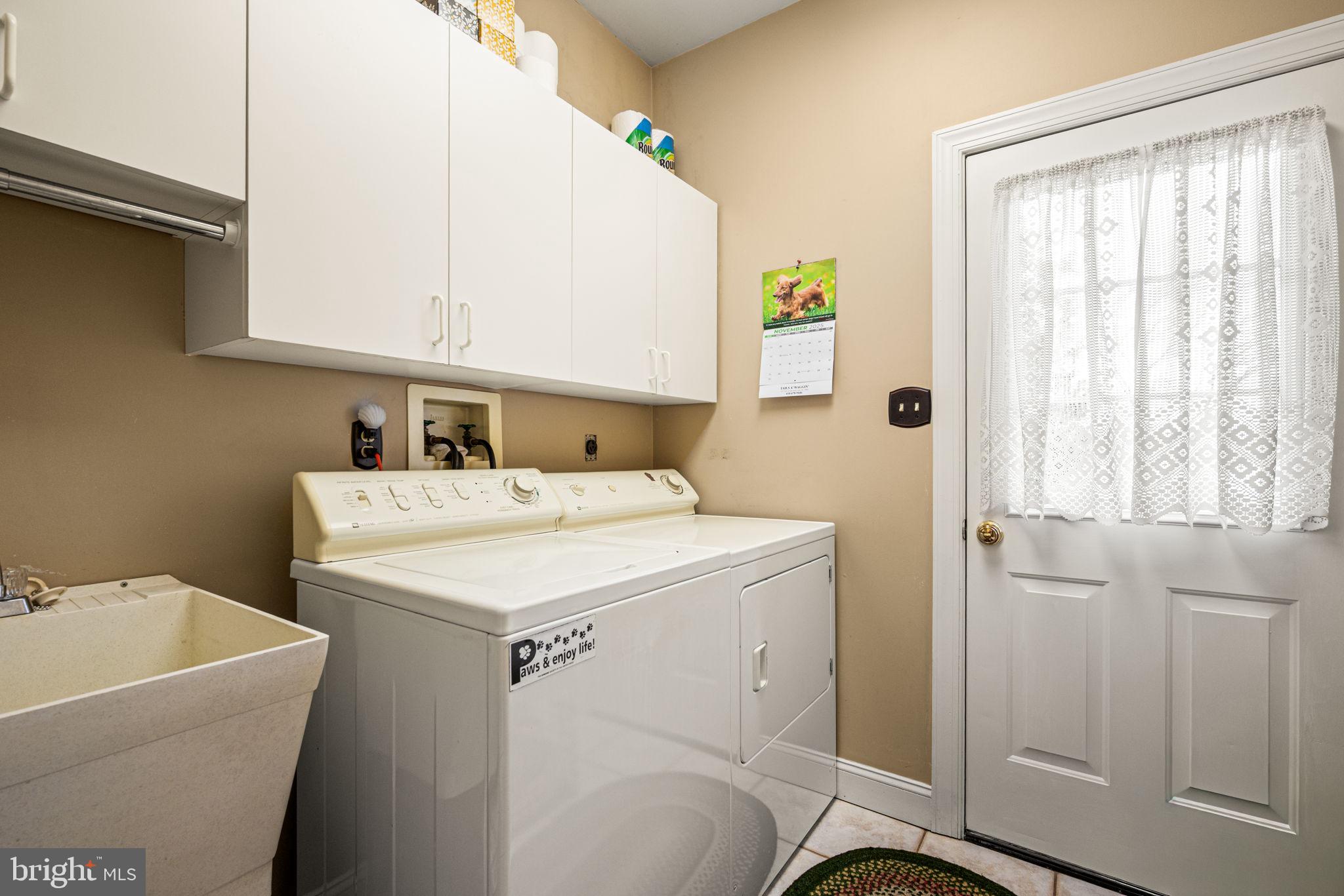 SPRING RIDGE - Residential