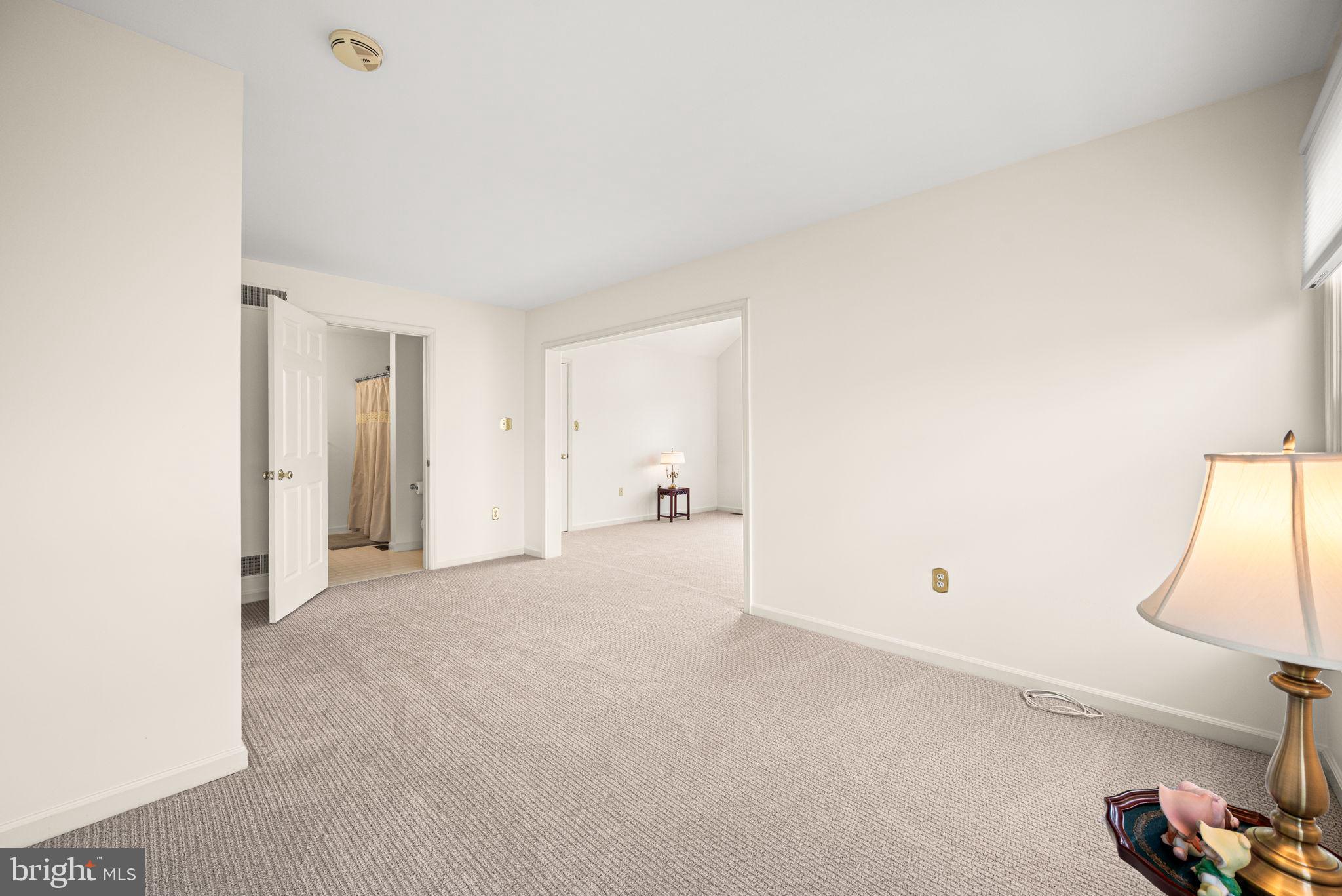 SPRING RIDGE - Residential