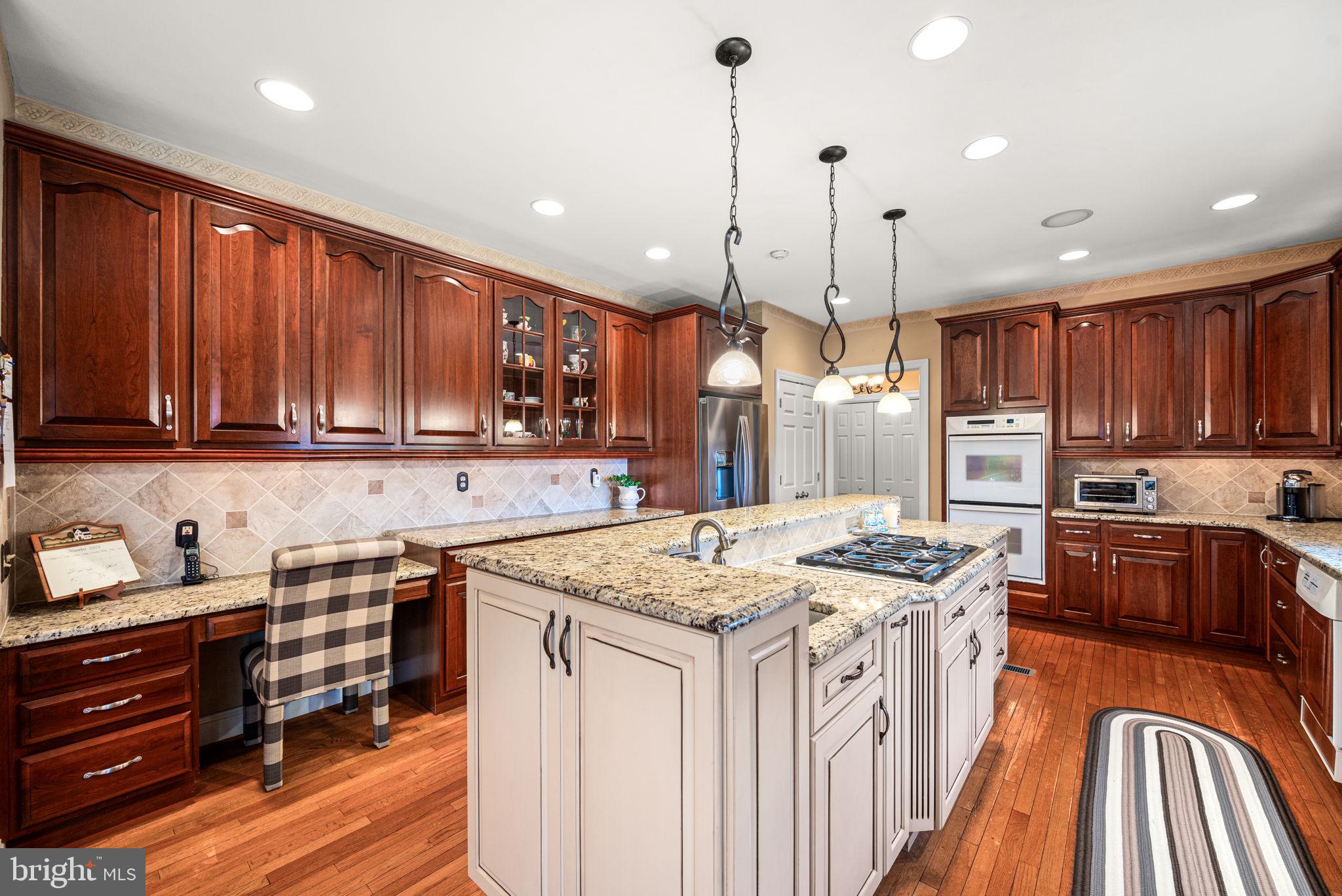 SPRING RIDGE - Residential