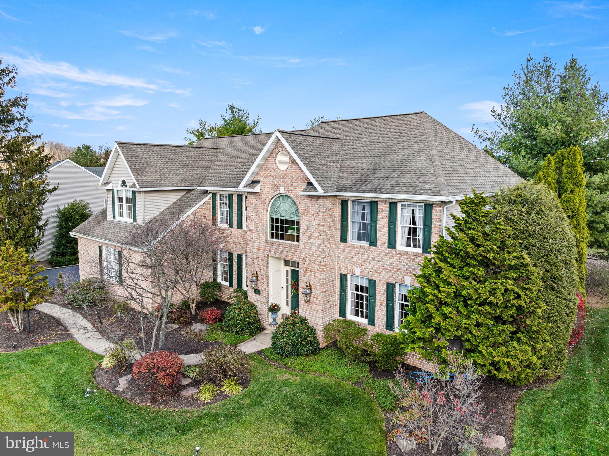 SPRING RIDGE - Residential