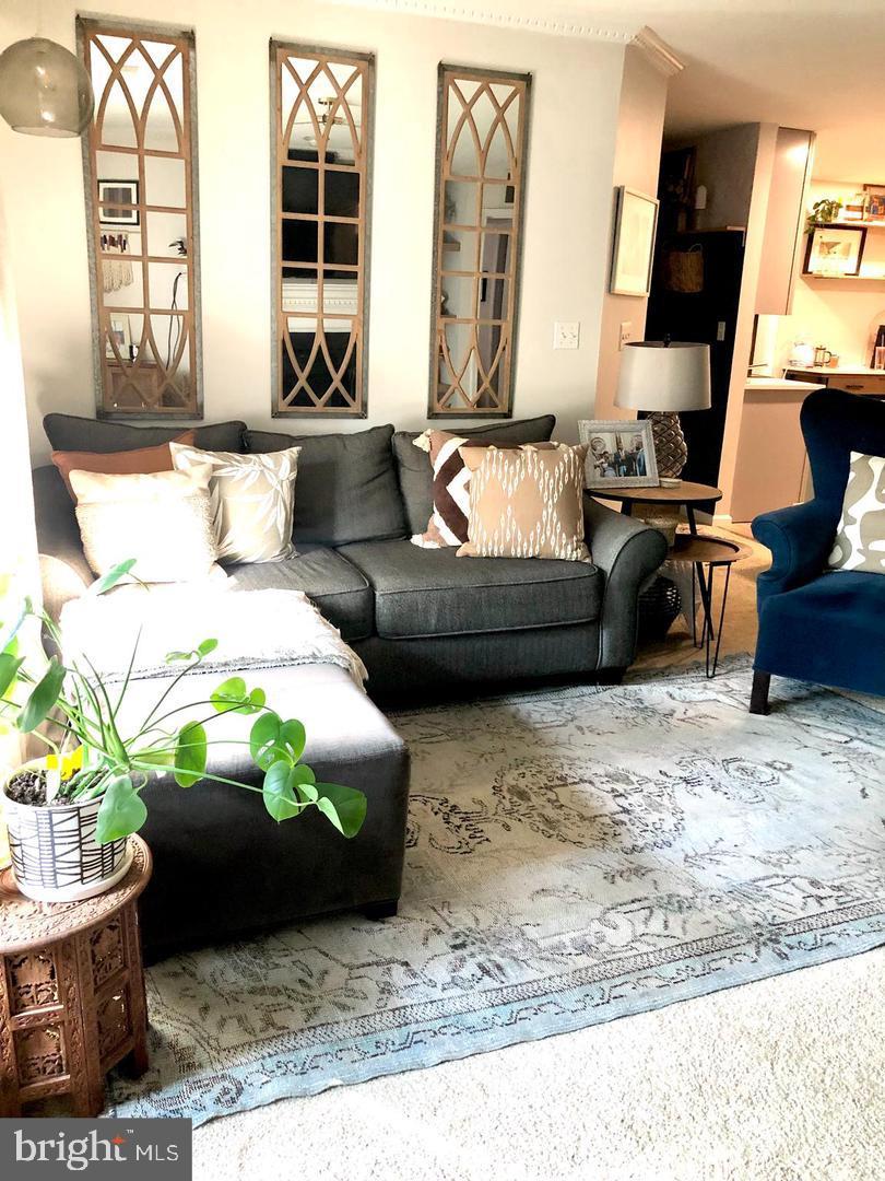 KINGSTOWNE - Residential Lease