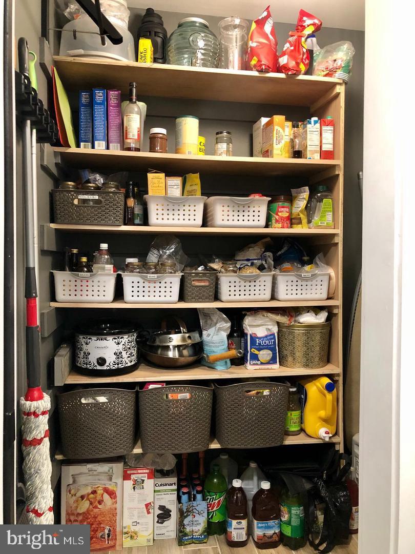 KINGSTOWNE - Residential Lease