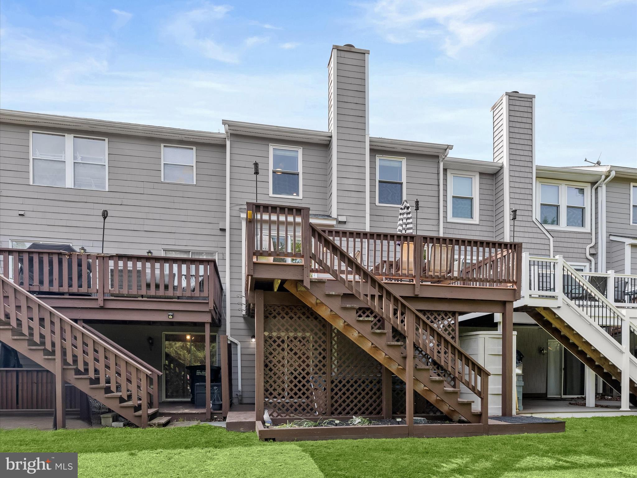 WOODLAND VILLAGE - Residential