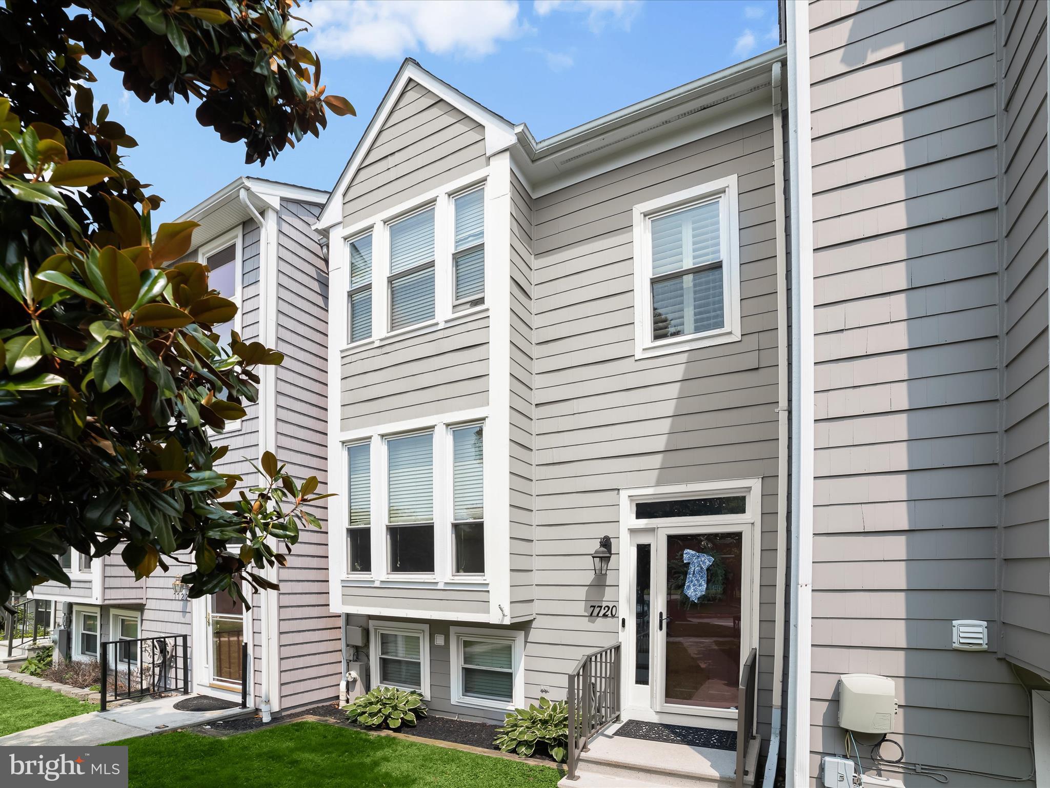 WOODLAND VILLAGE - Residential