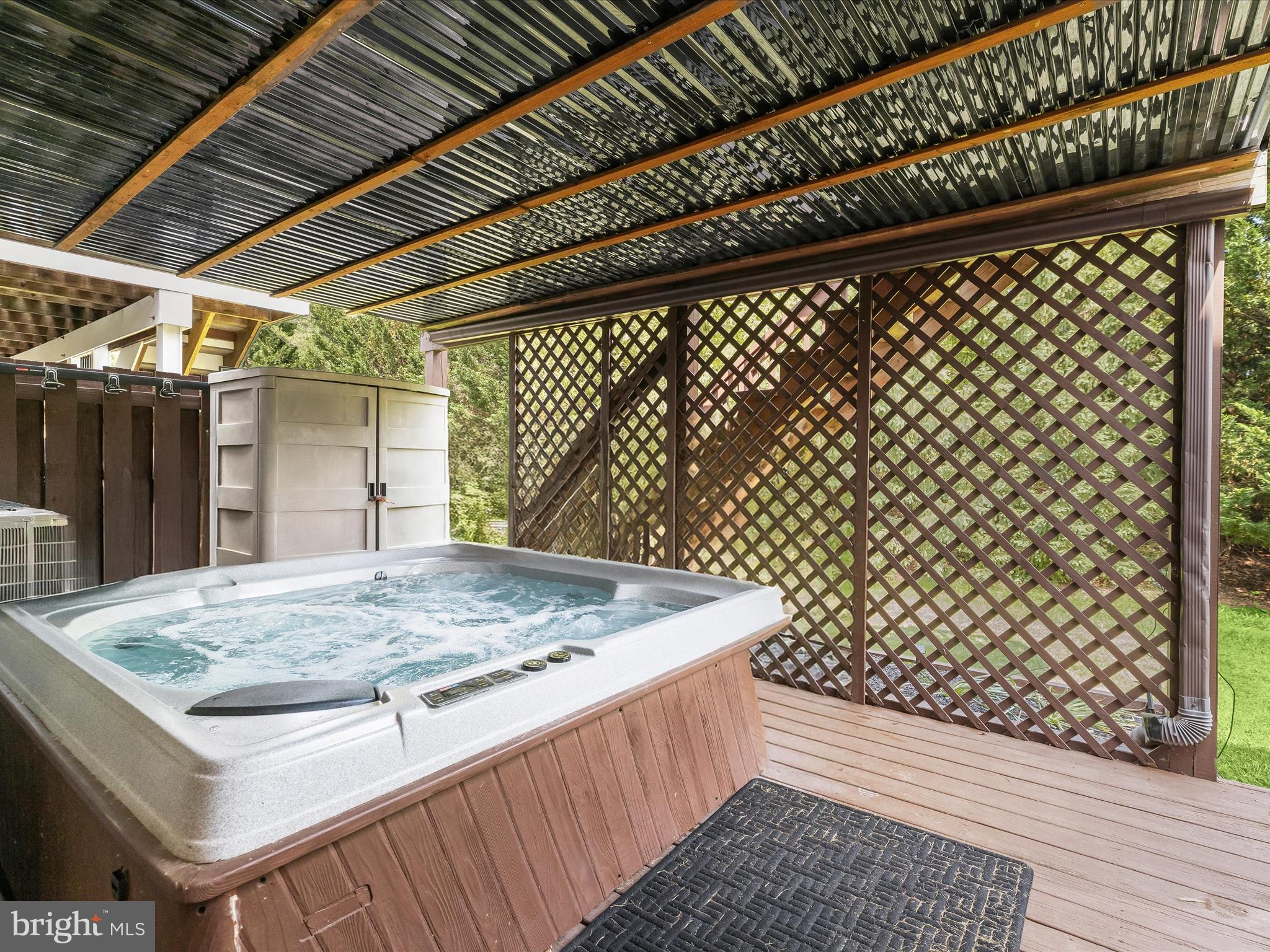 WOODLAND VILLAGE - Residential