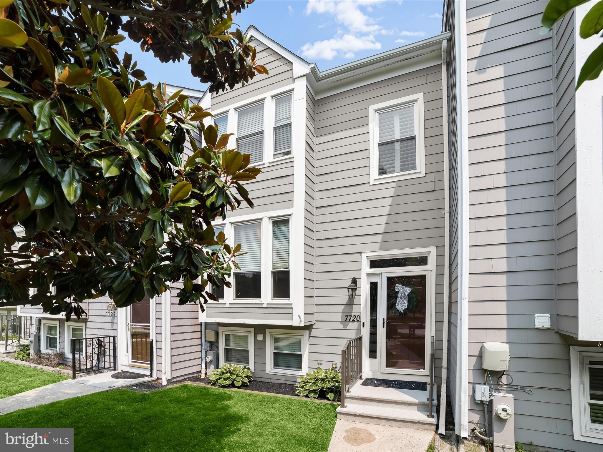 WOODLAND VILLAGE - Residential