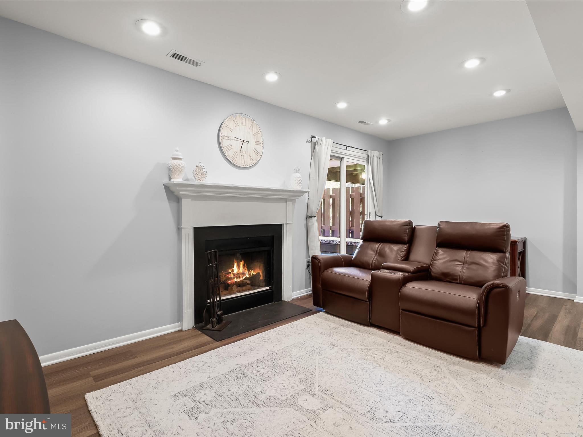 WOODLAND VILLAGE - Residential