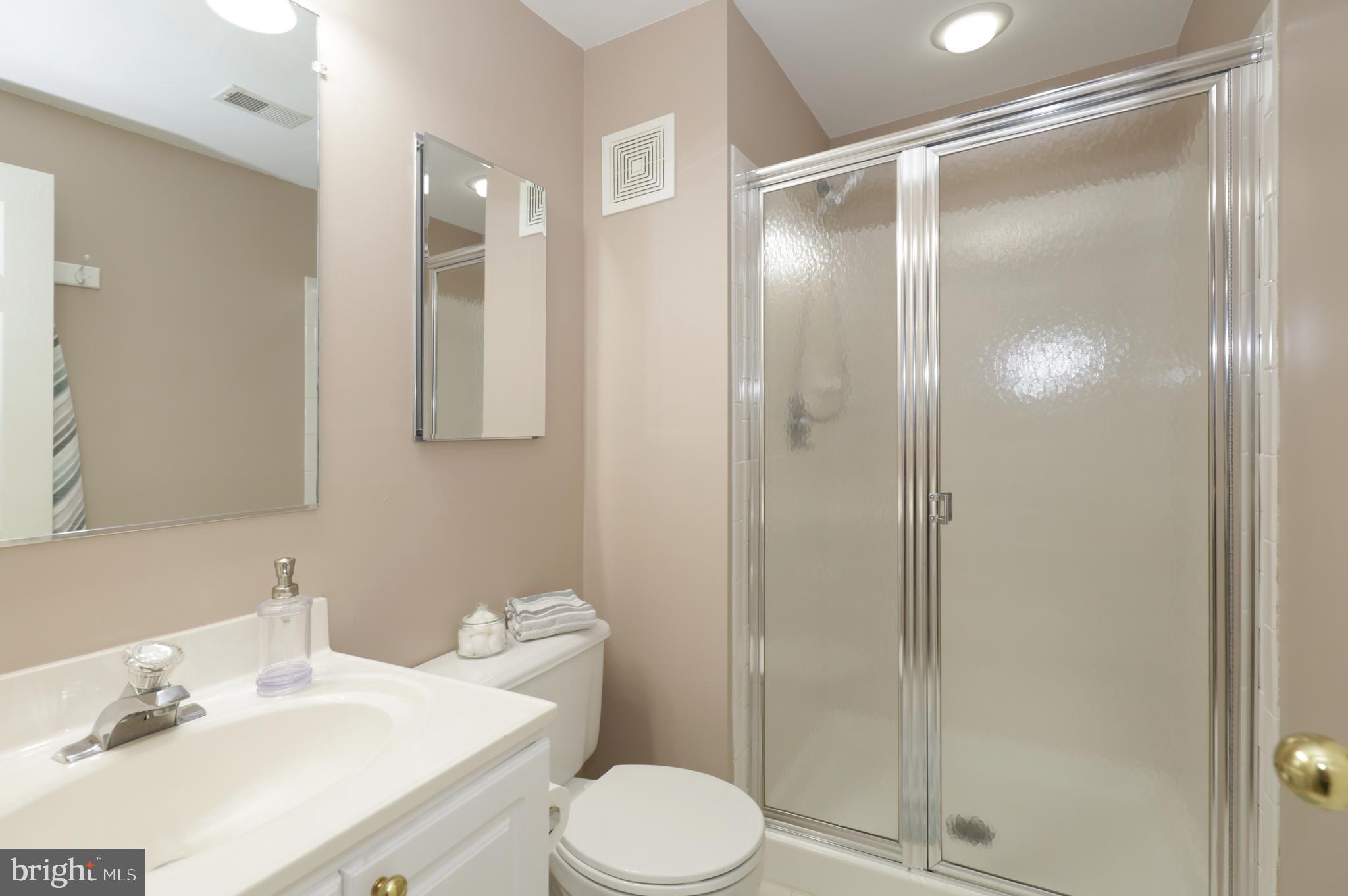 KINGSTOWNE - Residential