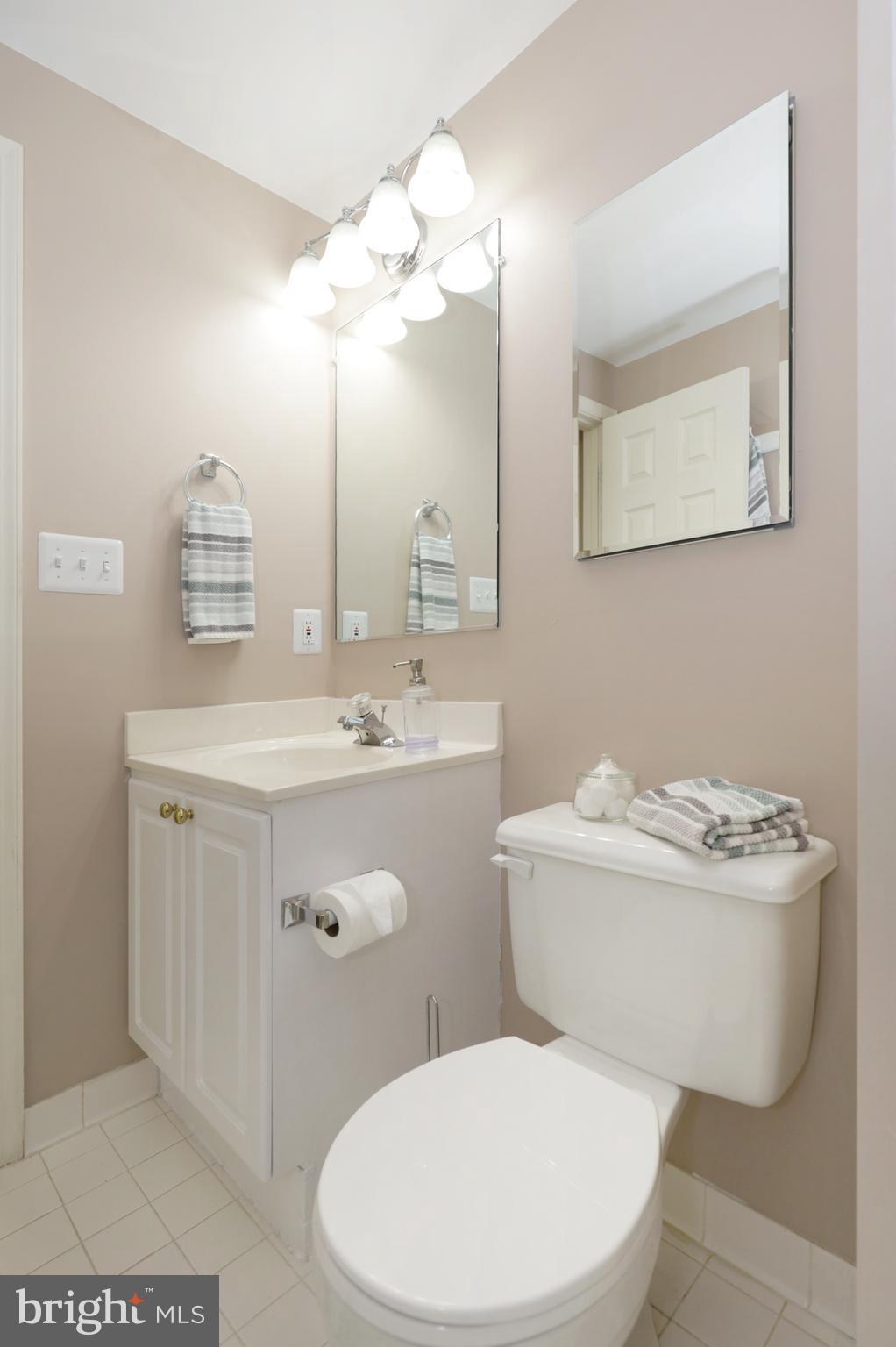 KINGSTOWNE - Residential