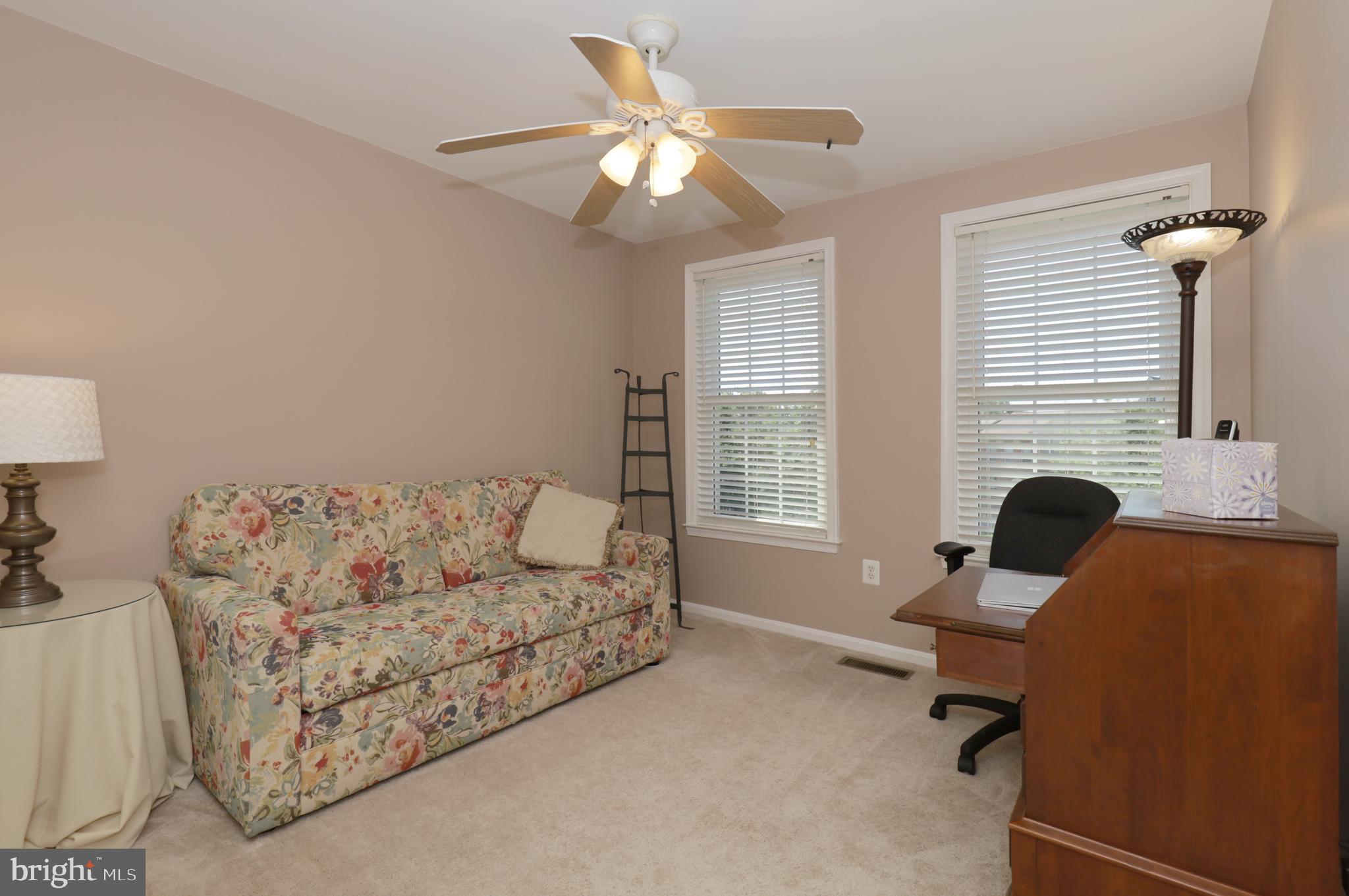 KINGSTOWNE - Residential