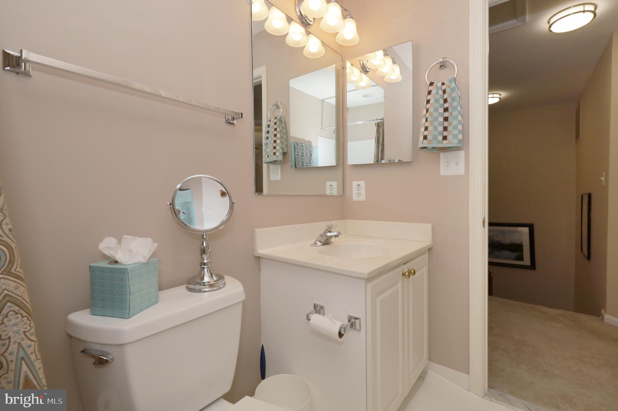 KINGSTOWNE - Residential